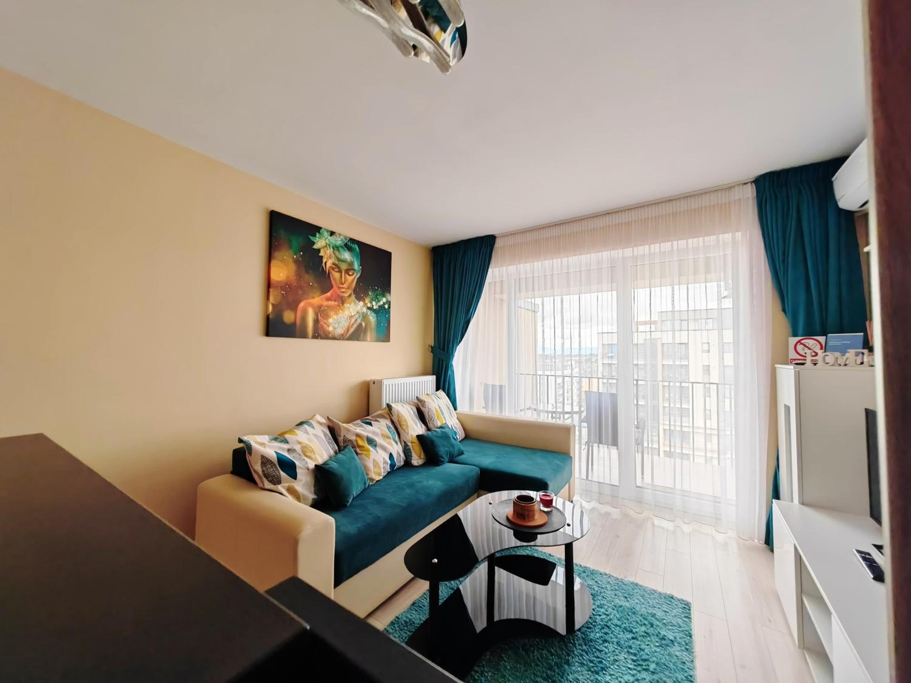 One-Bedroom Apartment - Photo 5