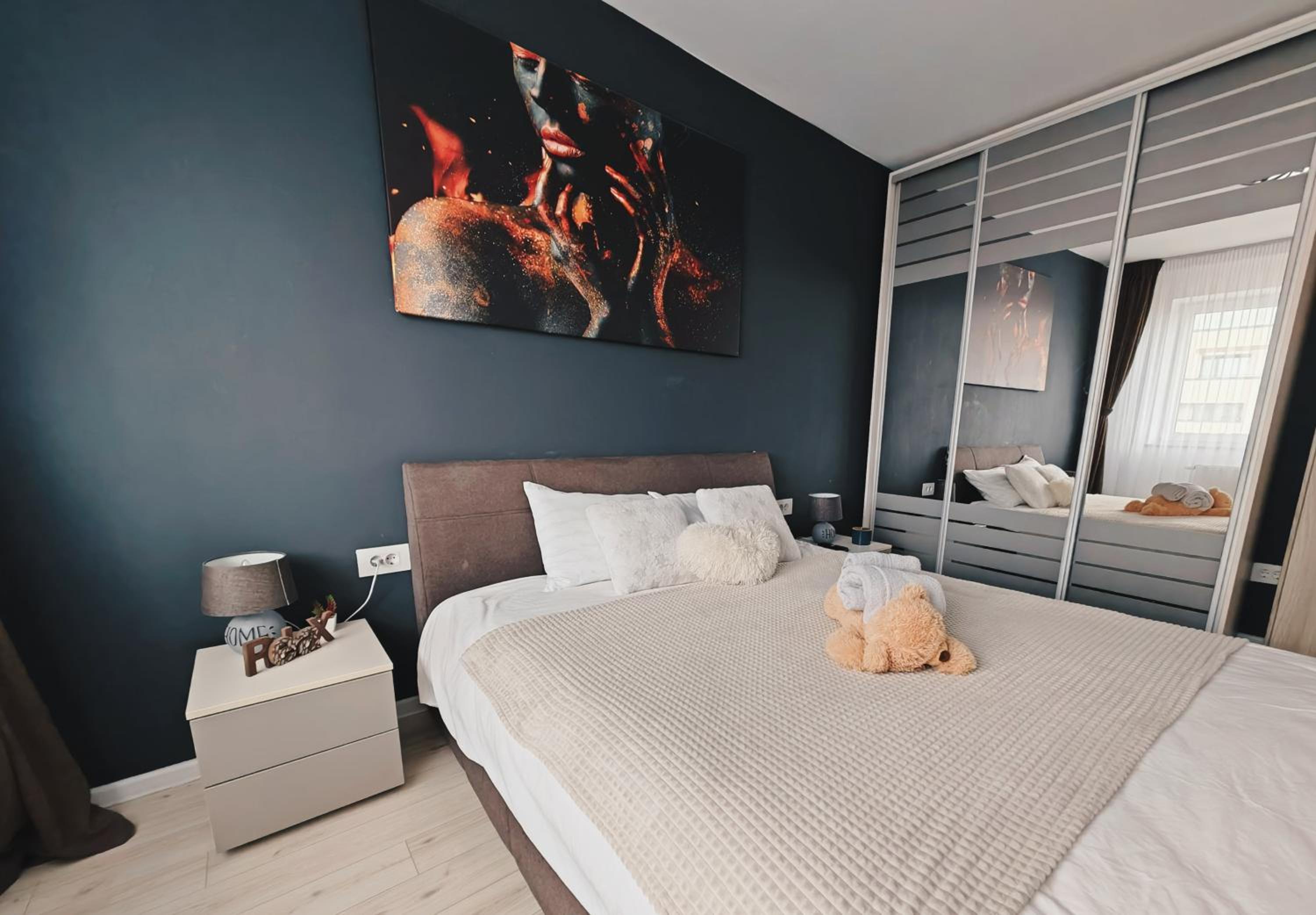 One-Bedroom Apartment - Photo 19