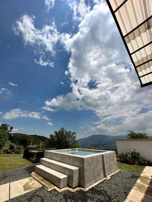 Villa photo 3