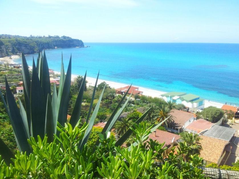 Double Room with Balcony and Sea View