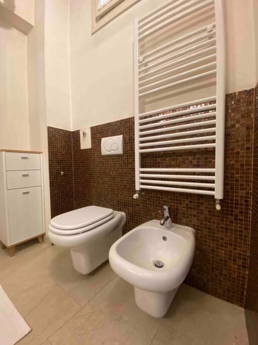 Two-Bedroom Apartment photo 2