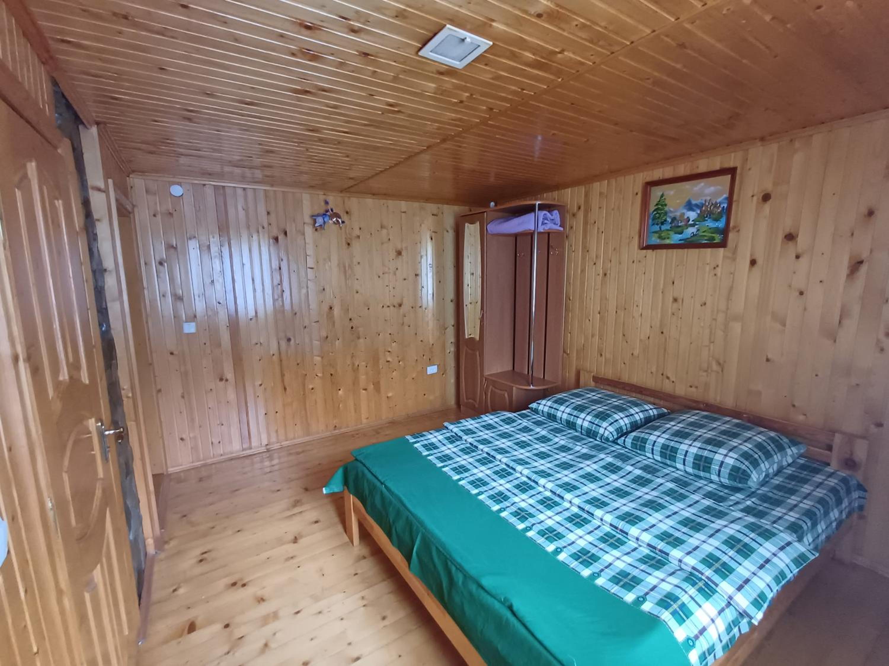 Double Room with Private Bathroom photo 1