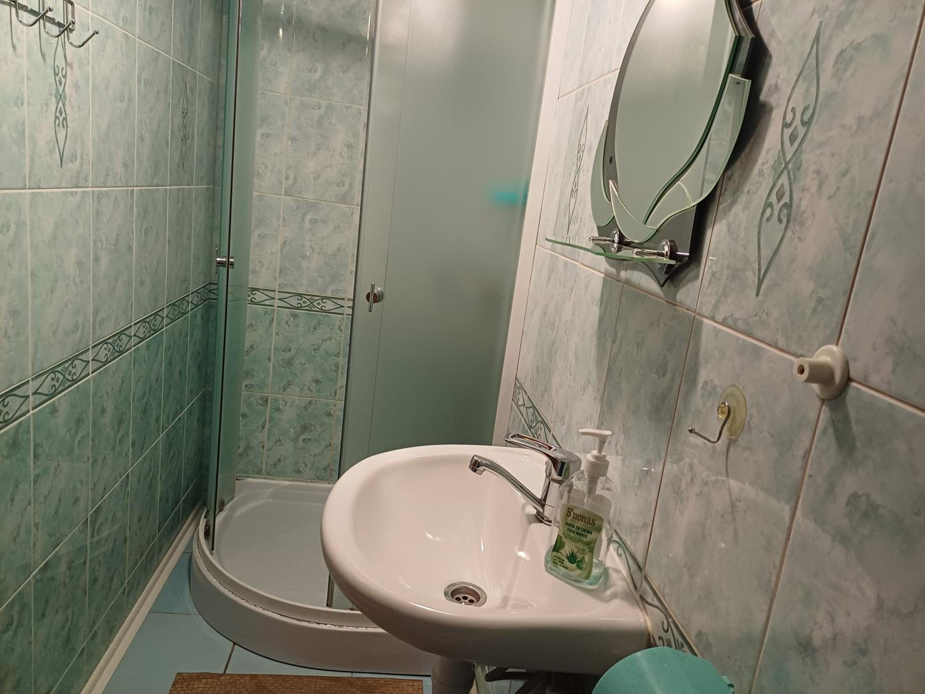 Double Room with Private Bathroom photo 3