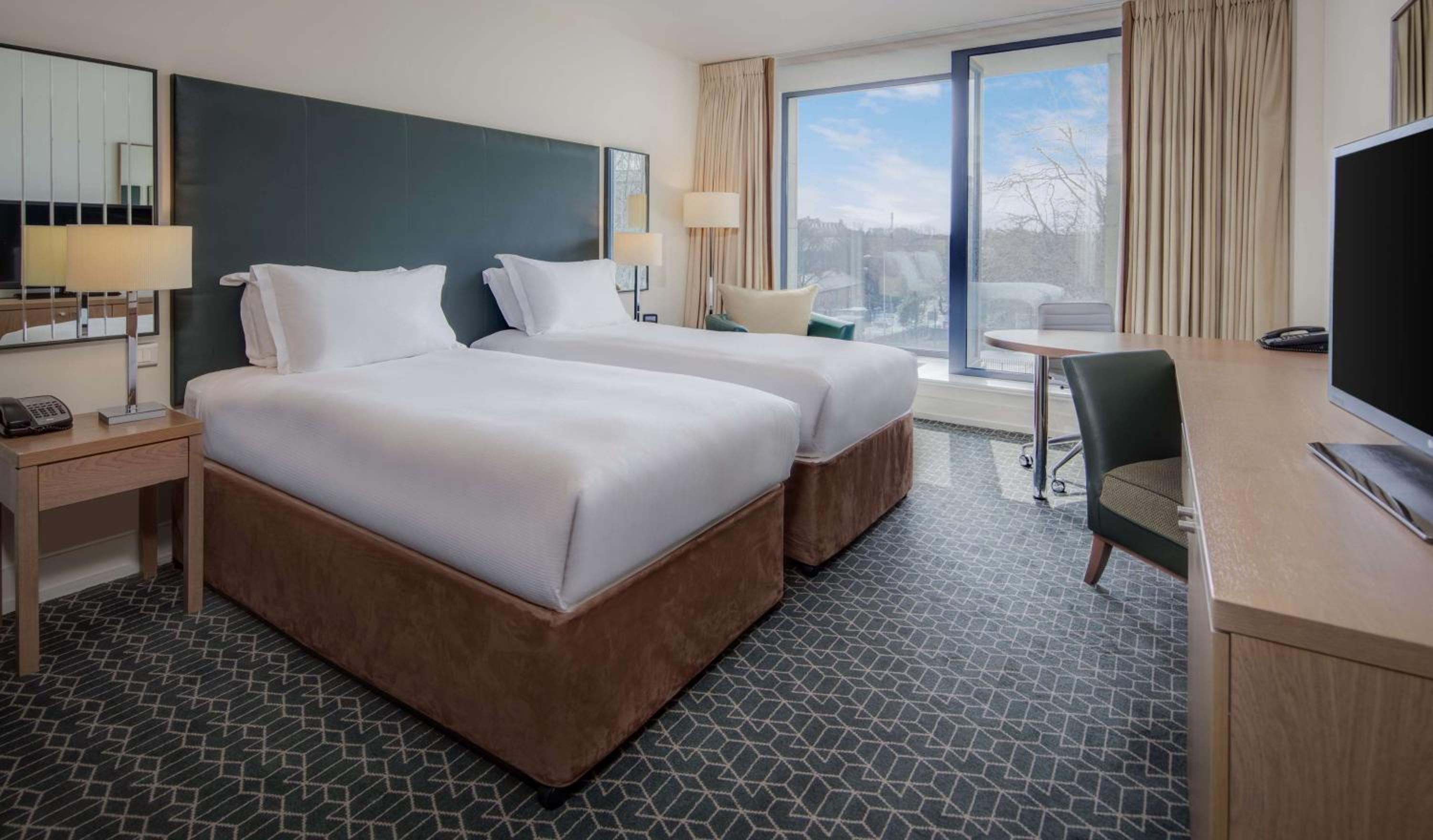Twin Room - Photo 1