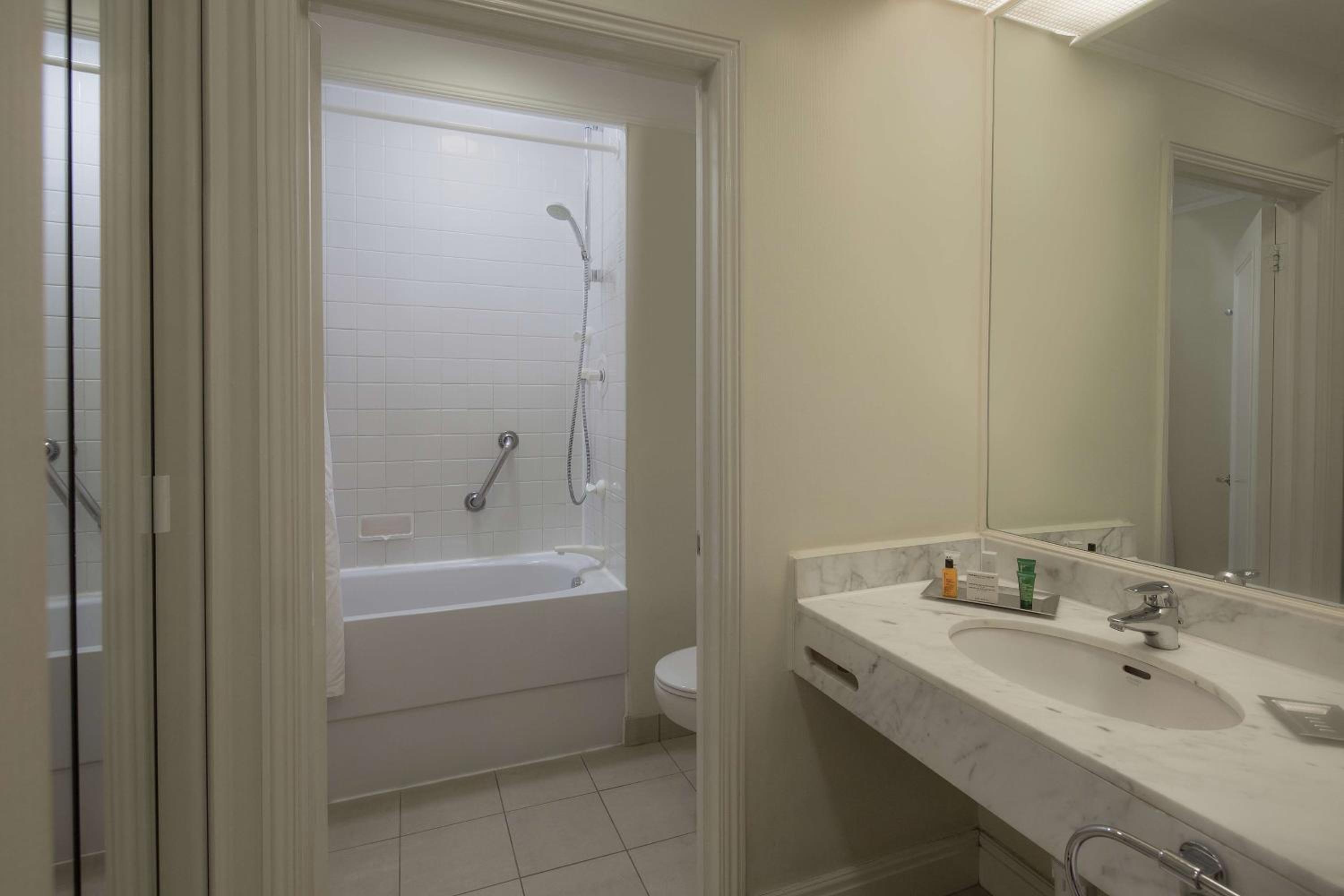 Business Double Room photo 2