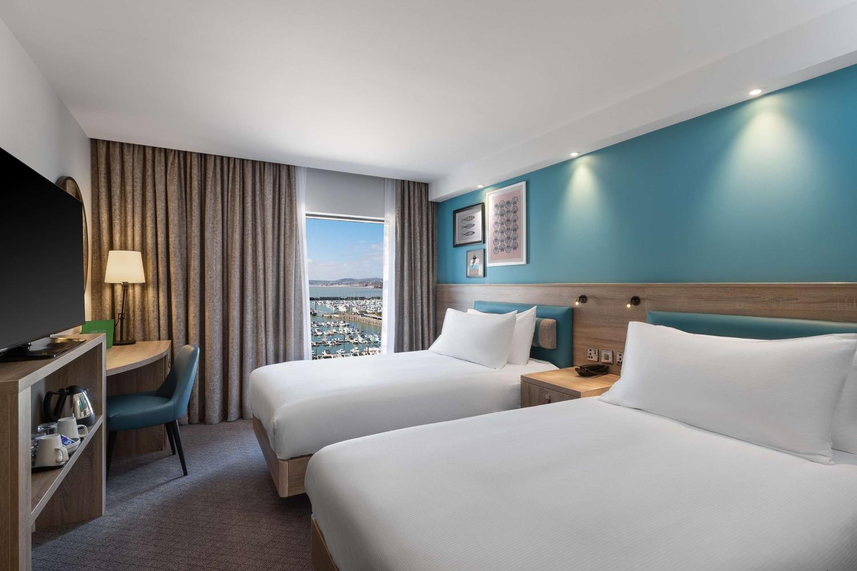 Twin Room with View - Photo 1