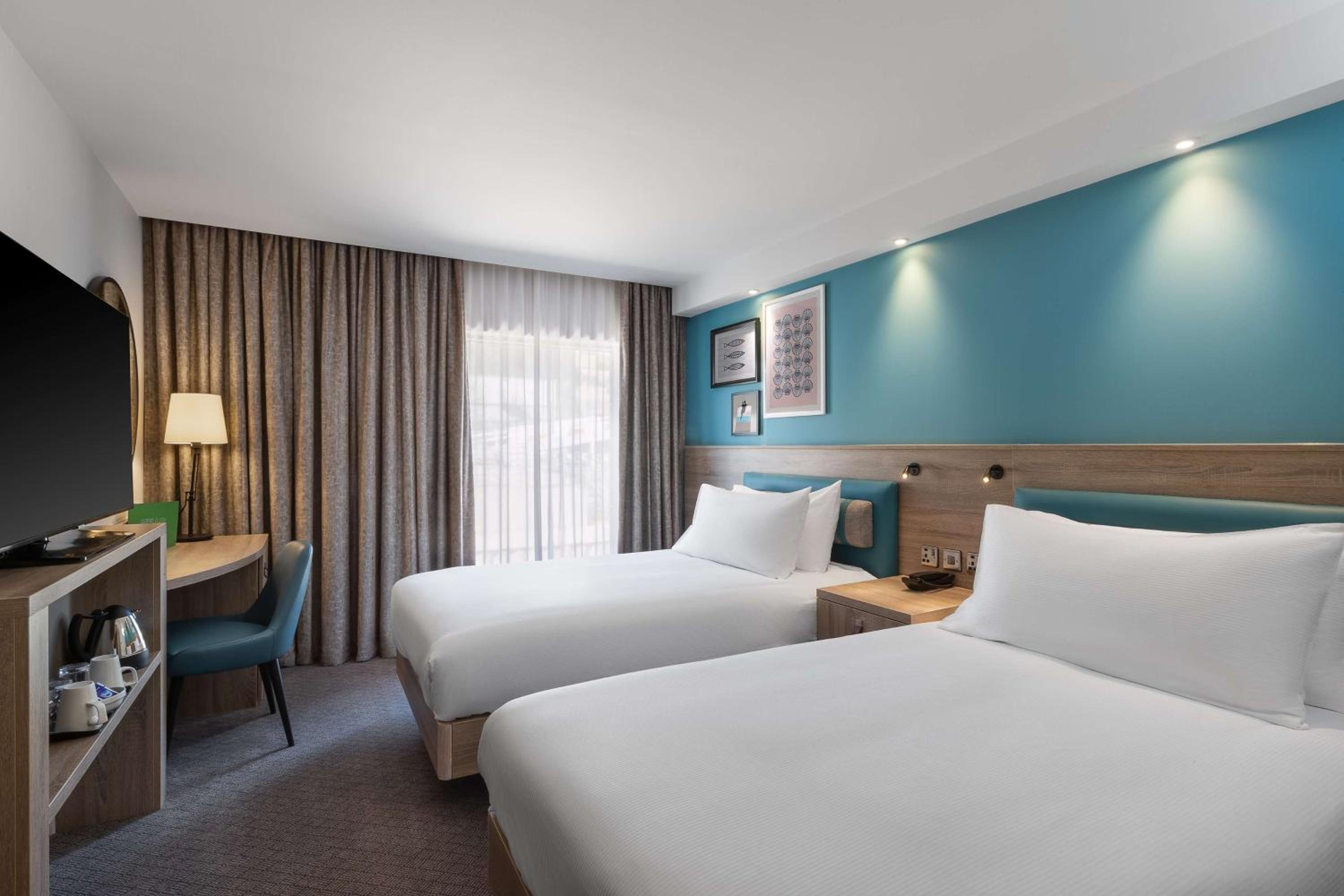 Twin Room - Photo 1