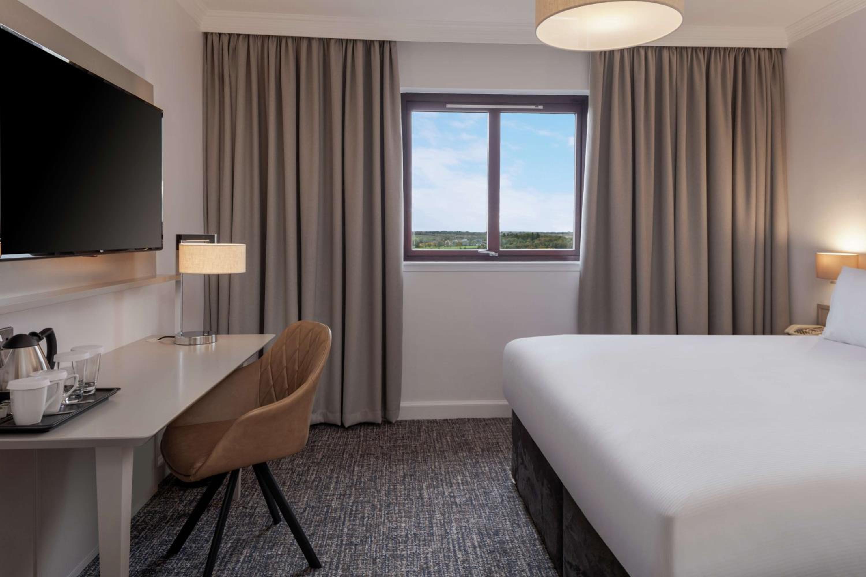 Superior King Room - Photo 2