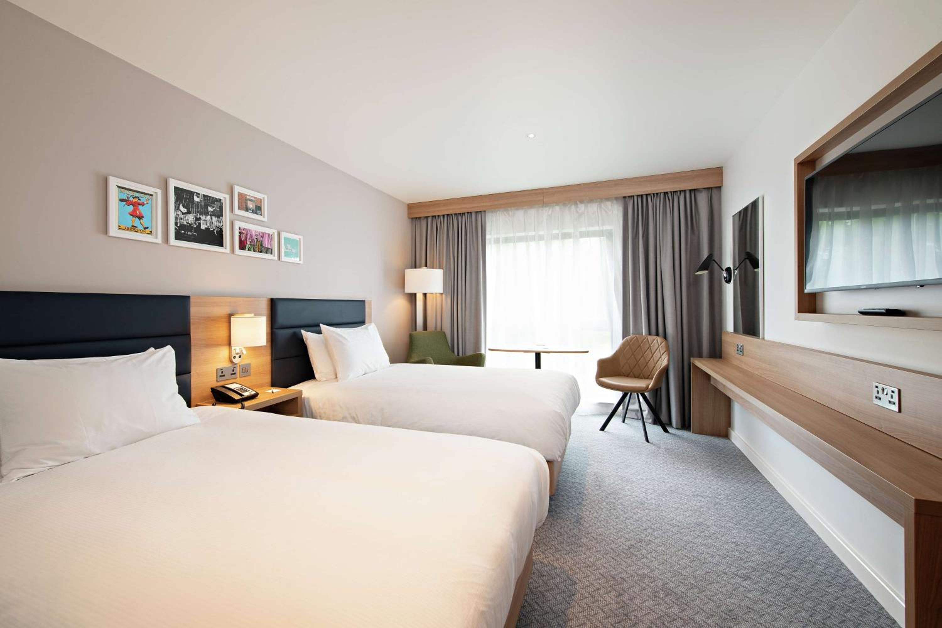 Twin Room - Photo 1
