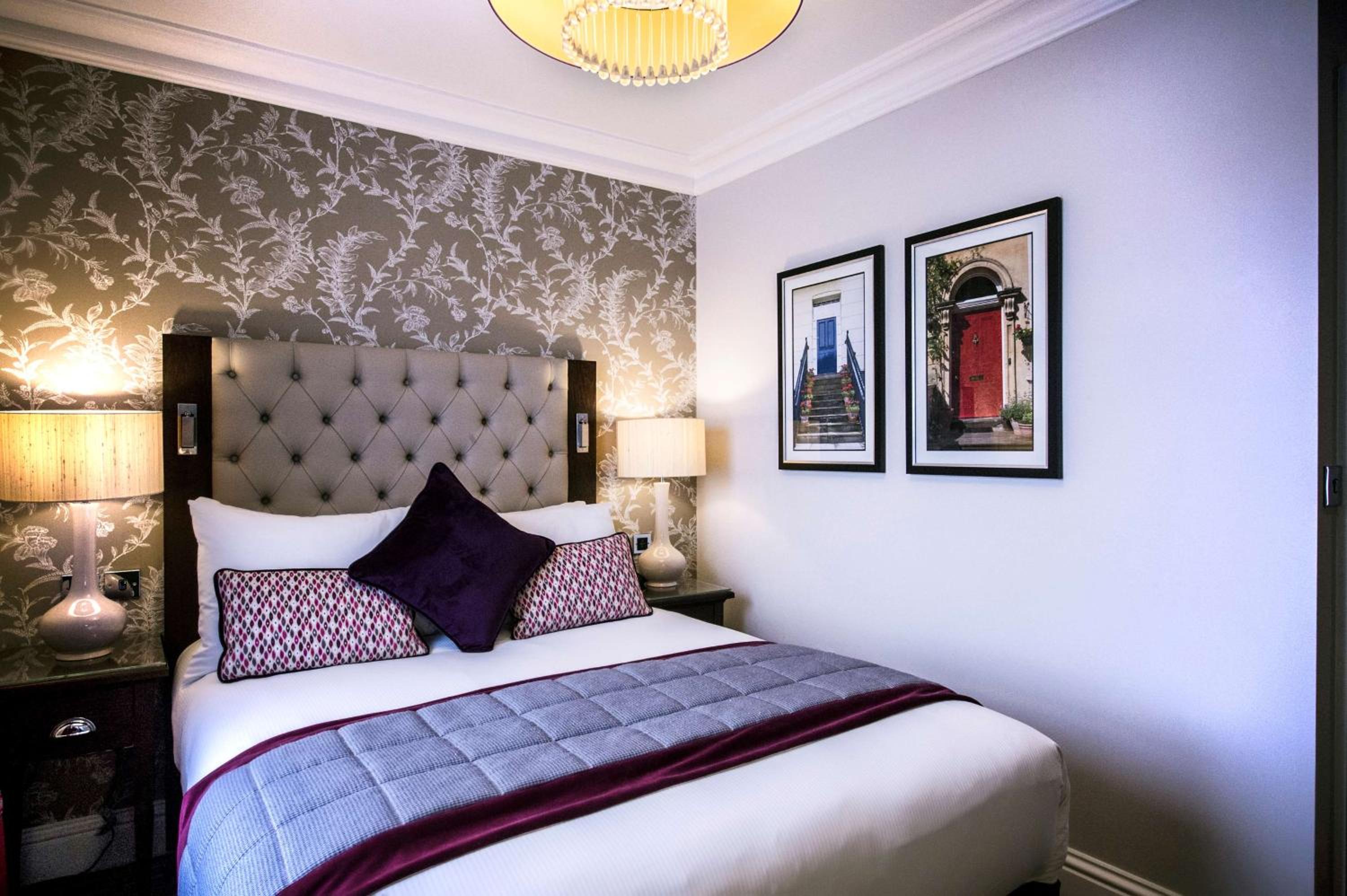Cozy Double Guest Room - Photo 3