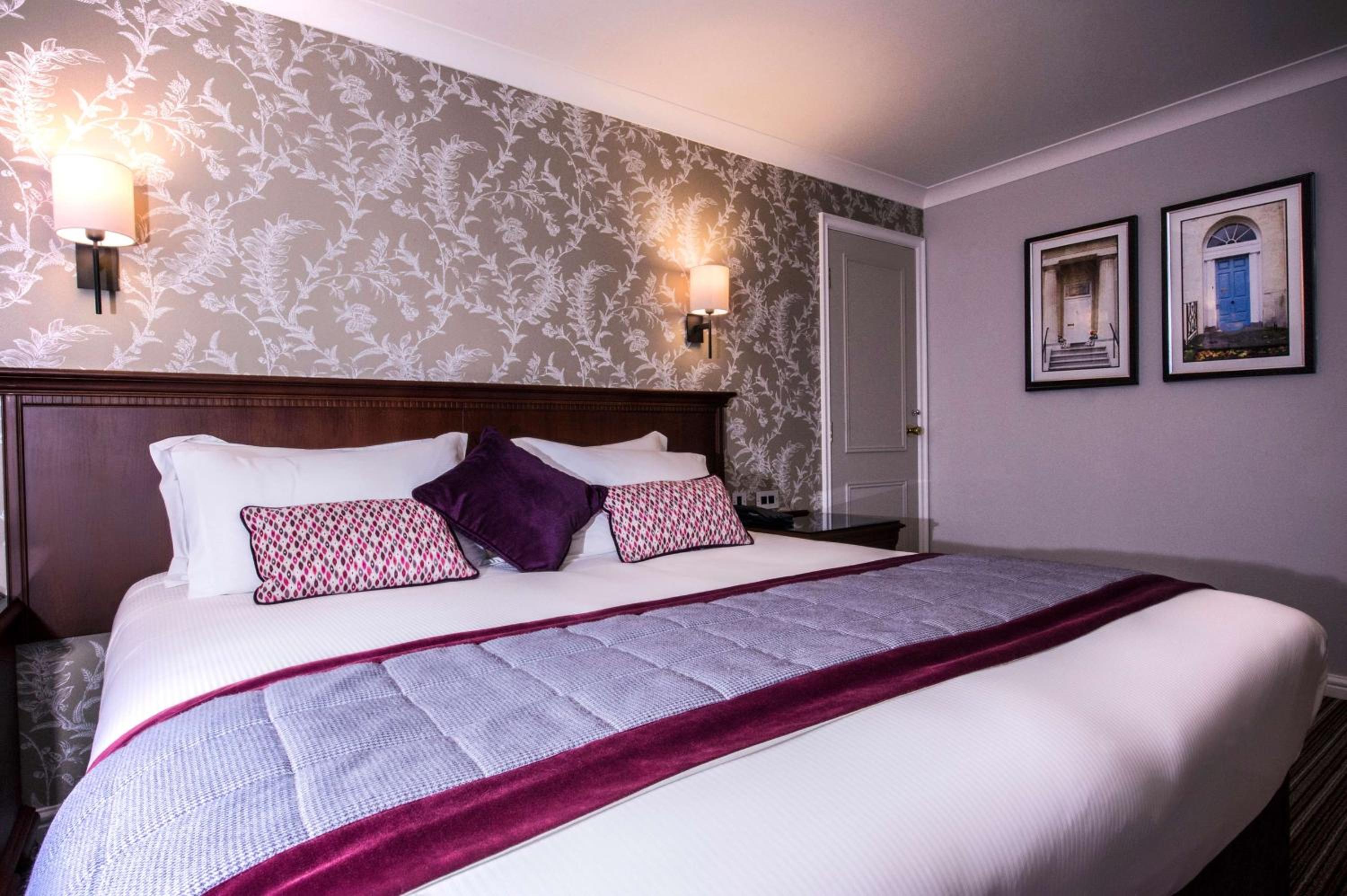 King Guest Room - Photo 1