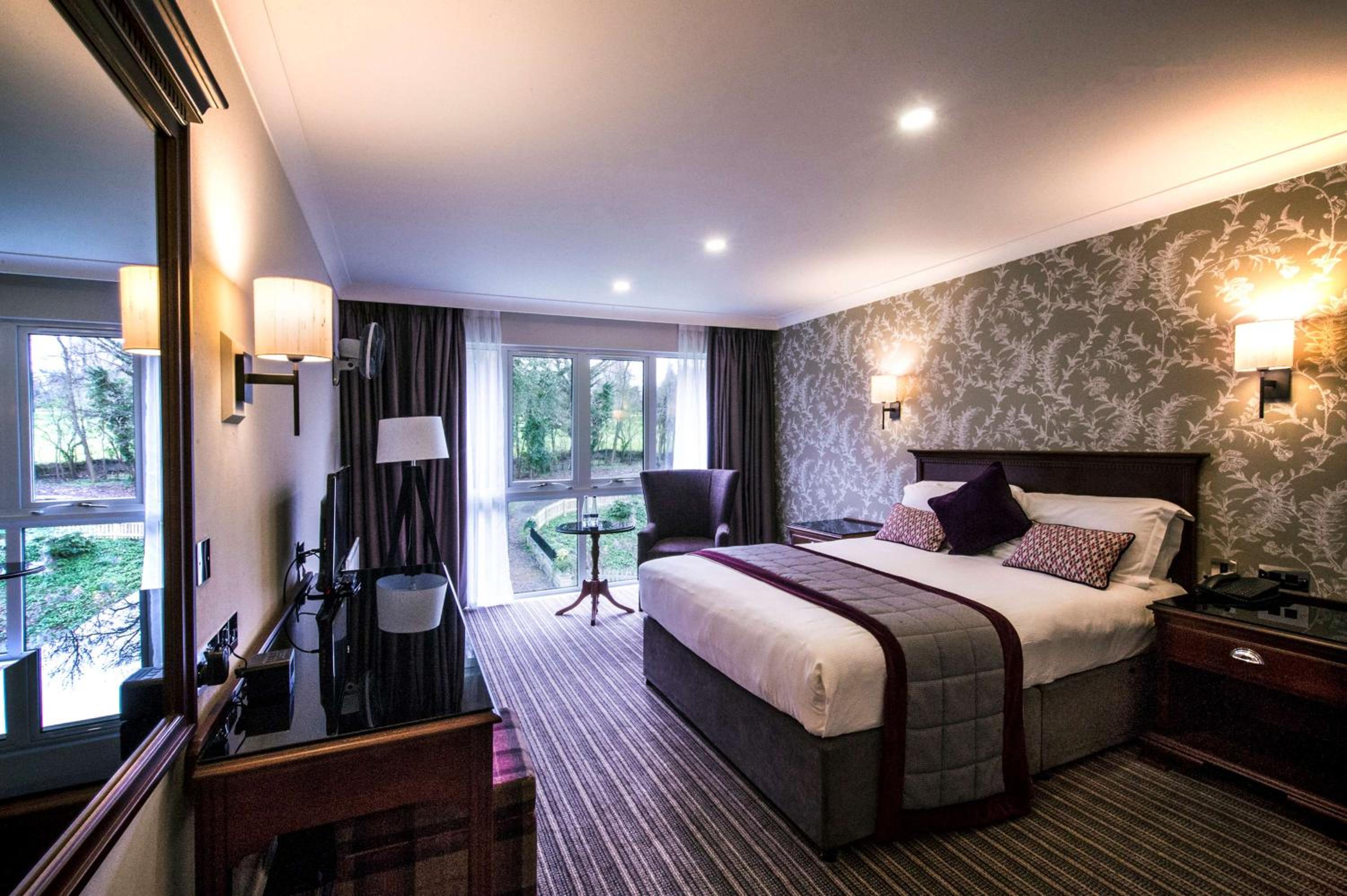 Deluxe Queen Room with View - Photo 2