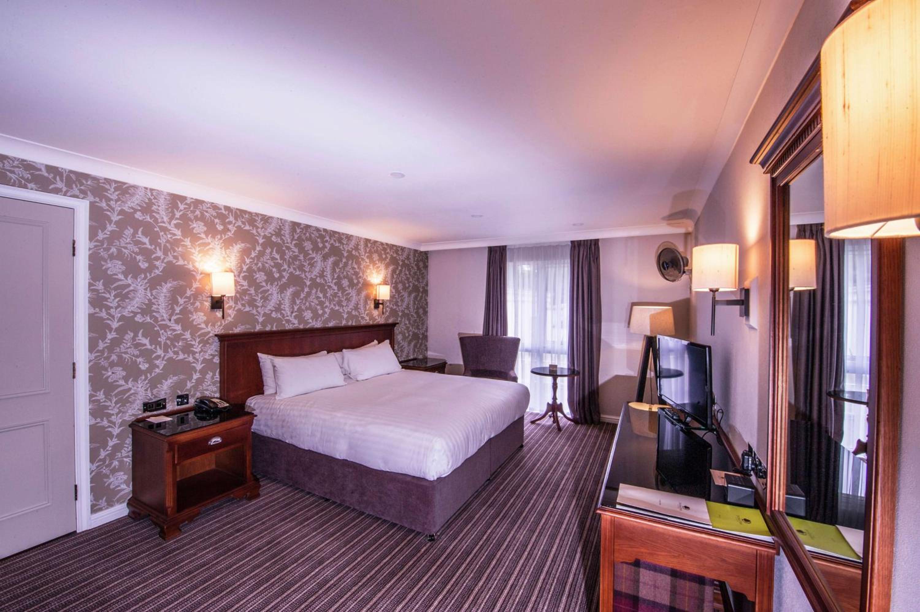 King Guest Room - Photo 4