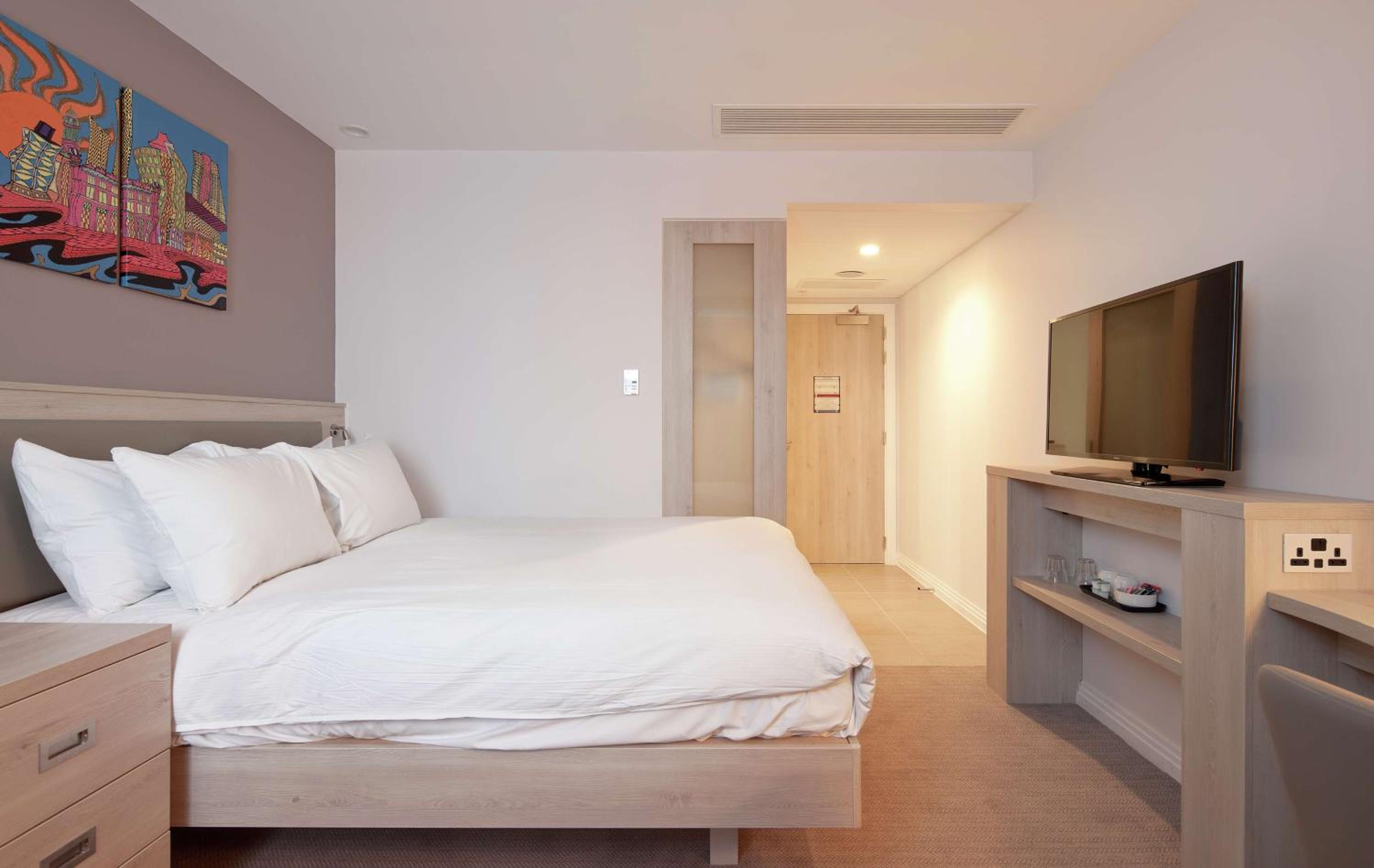 Queen Room - Photo 4