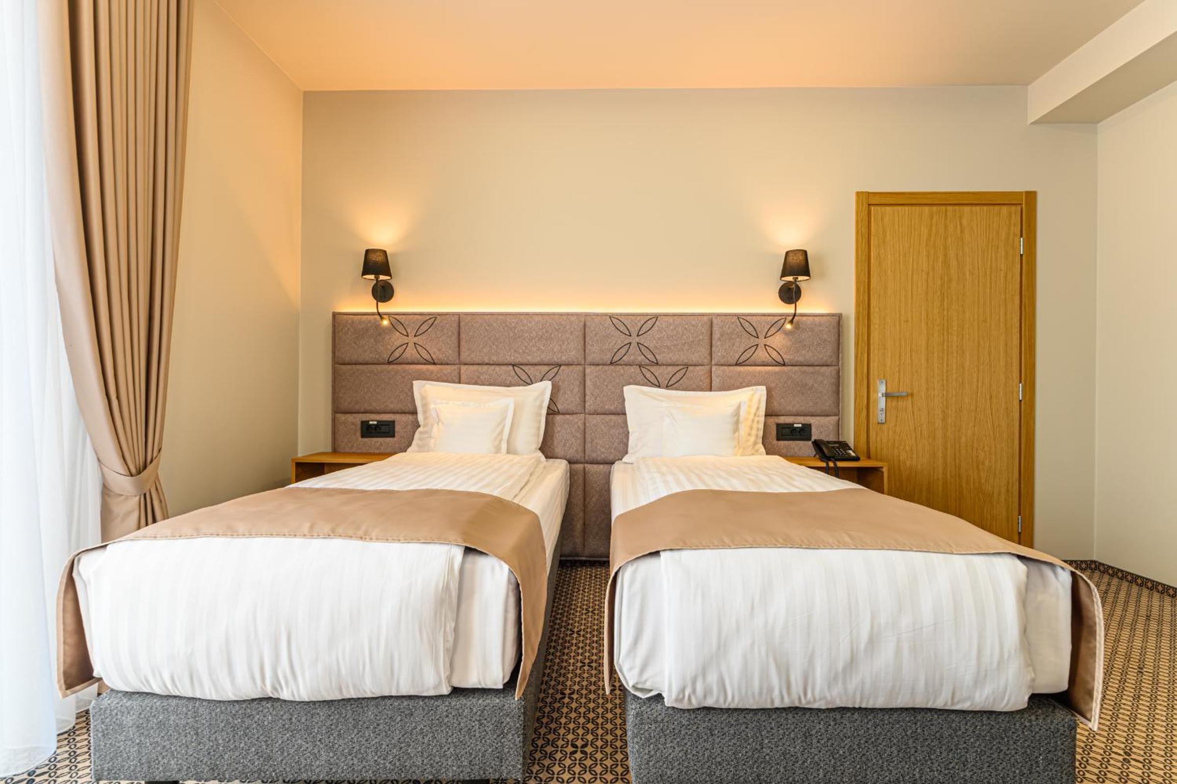 Superior Twin Room photo 1