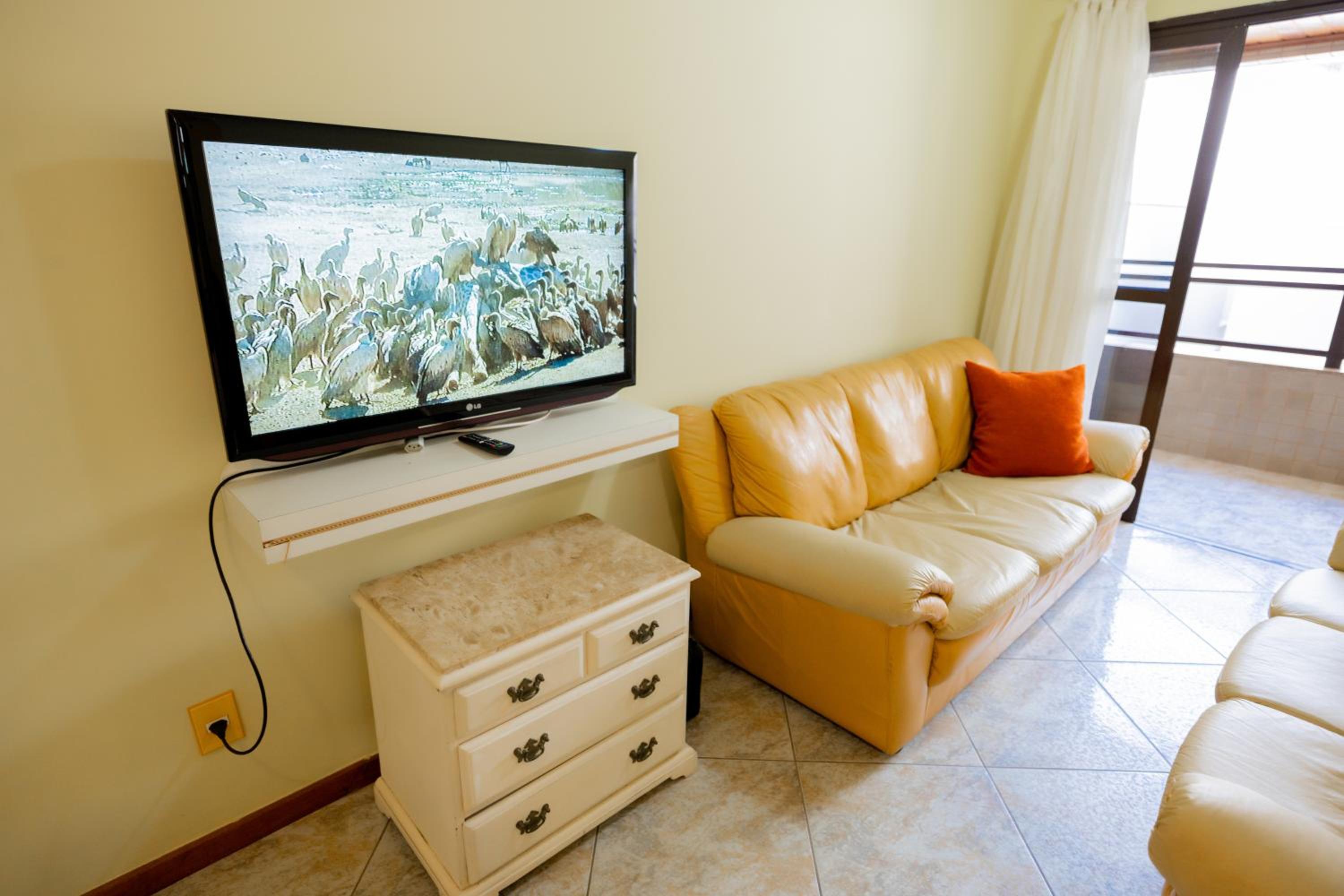 Three-Bedroom Apartment (10 Adults)-301 - Climatizado photo 2