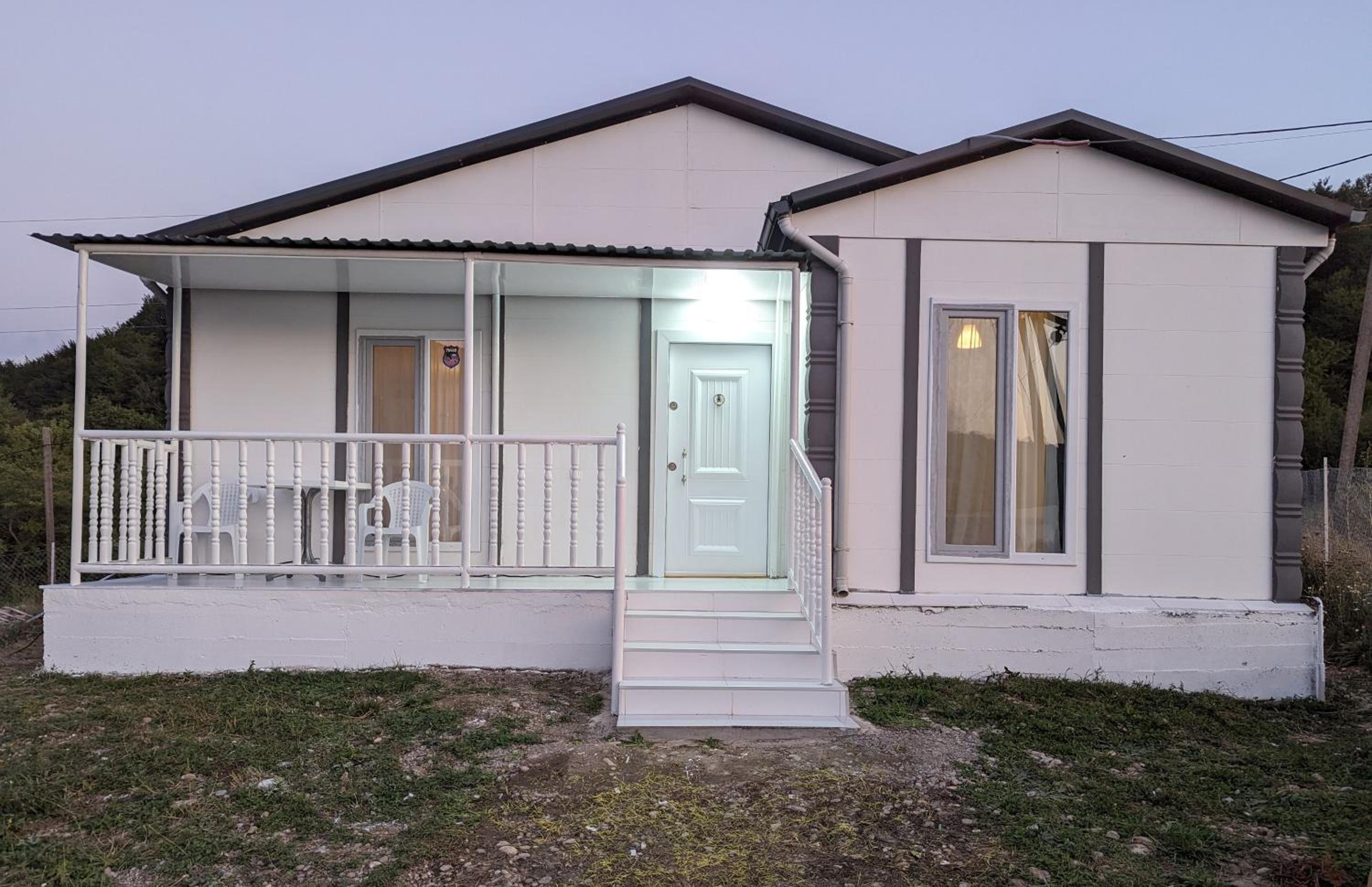 Two-Bedroom House photo 3