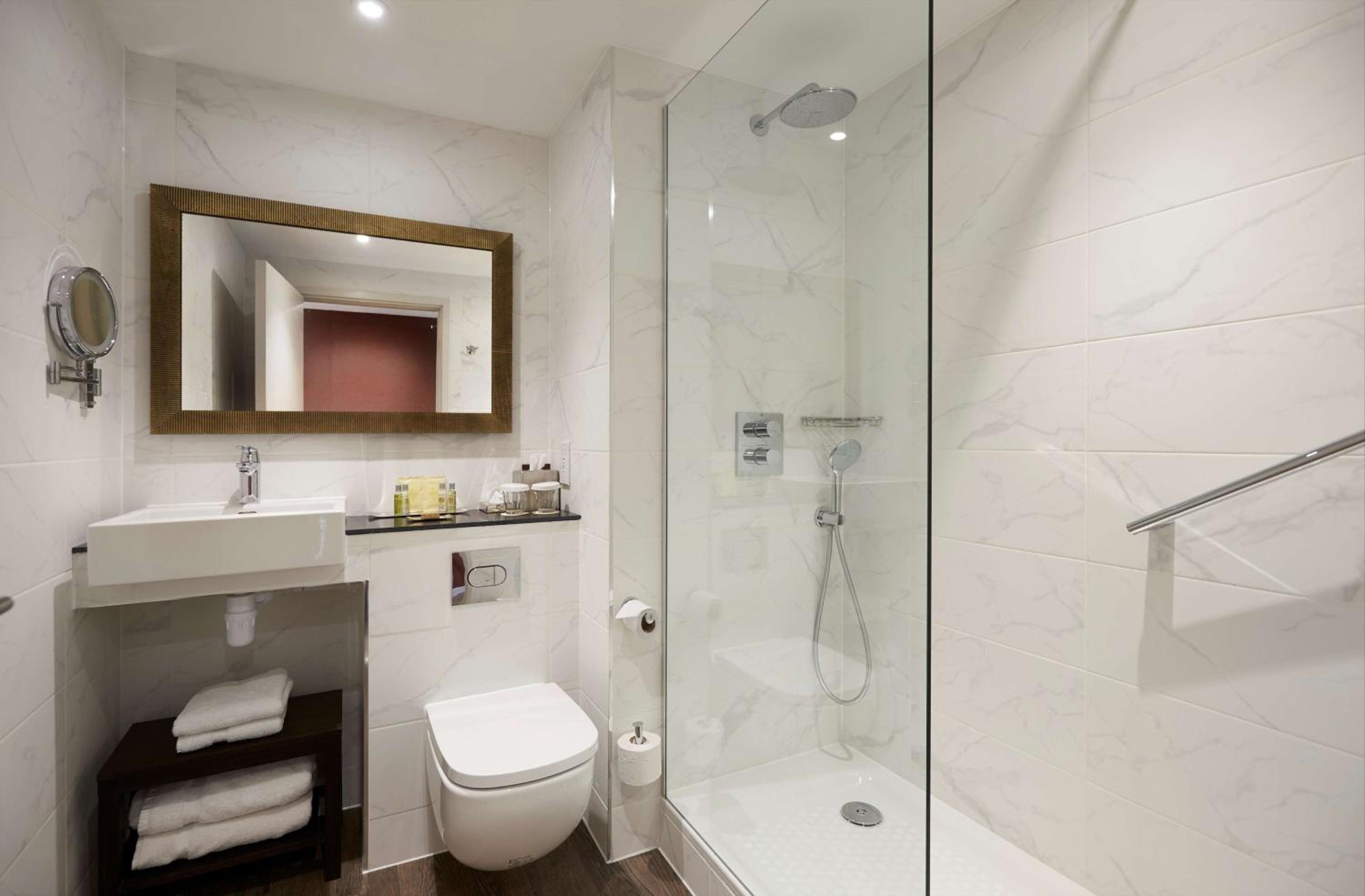 Twin Room - Mobility Access
