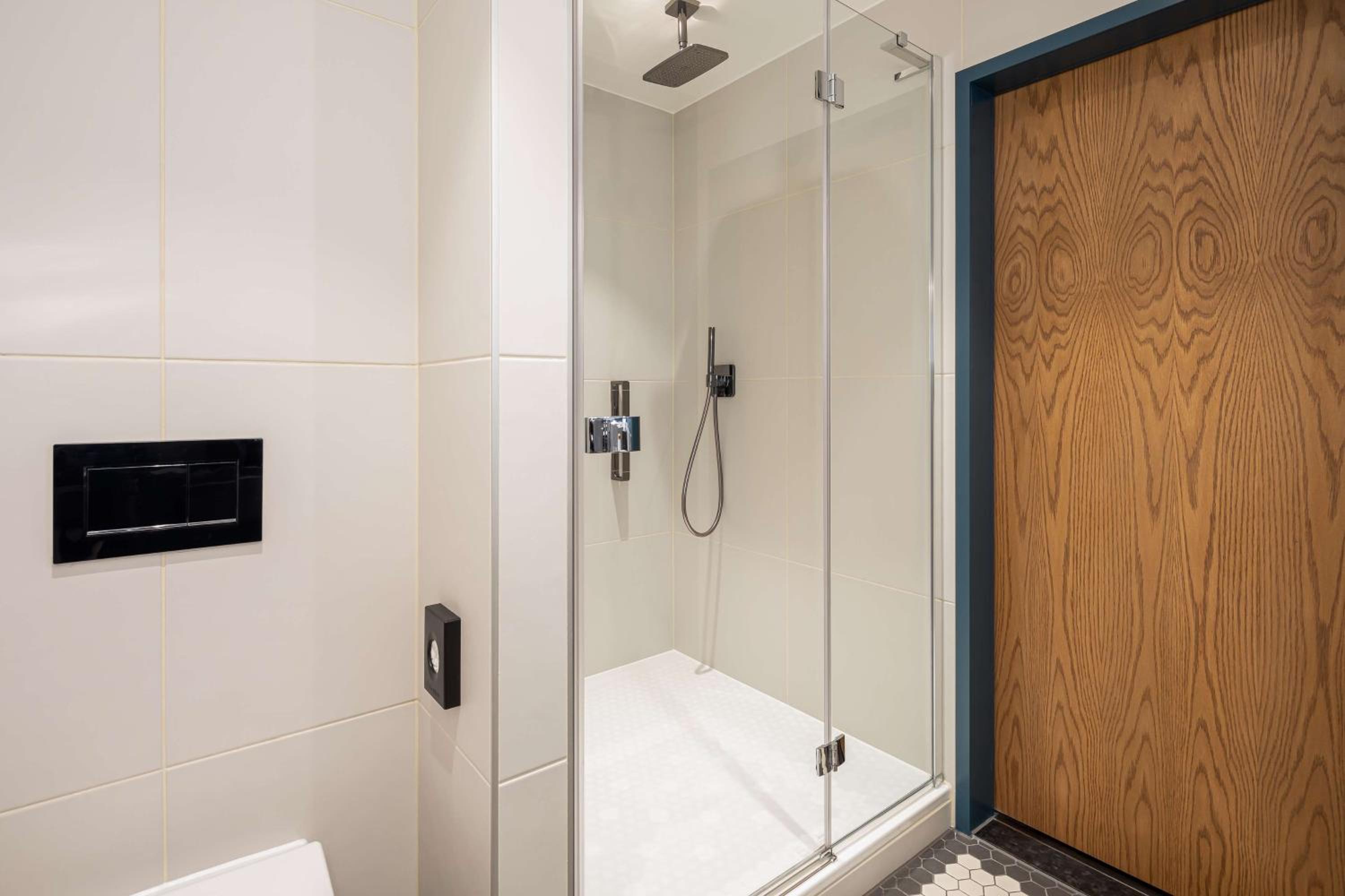 Family Connecting Rooms thumbnail 5