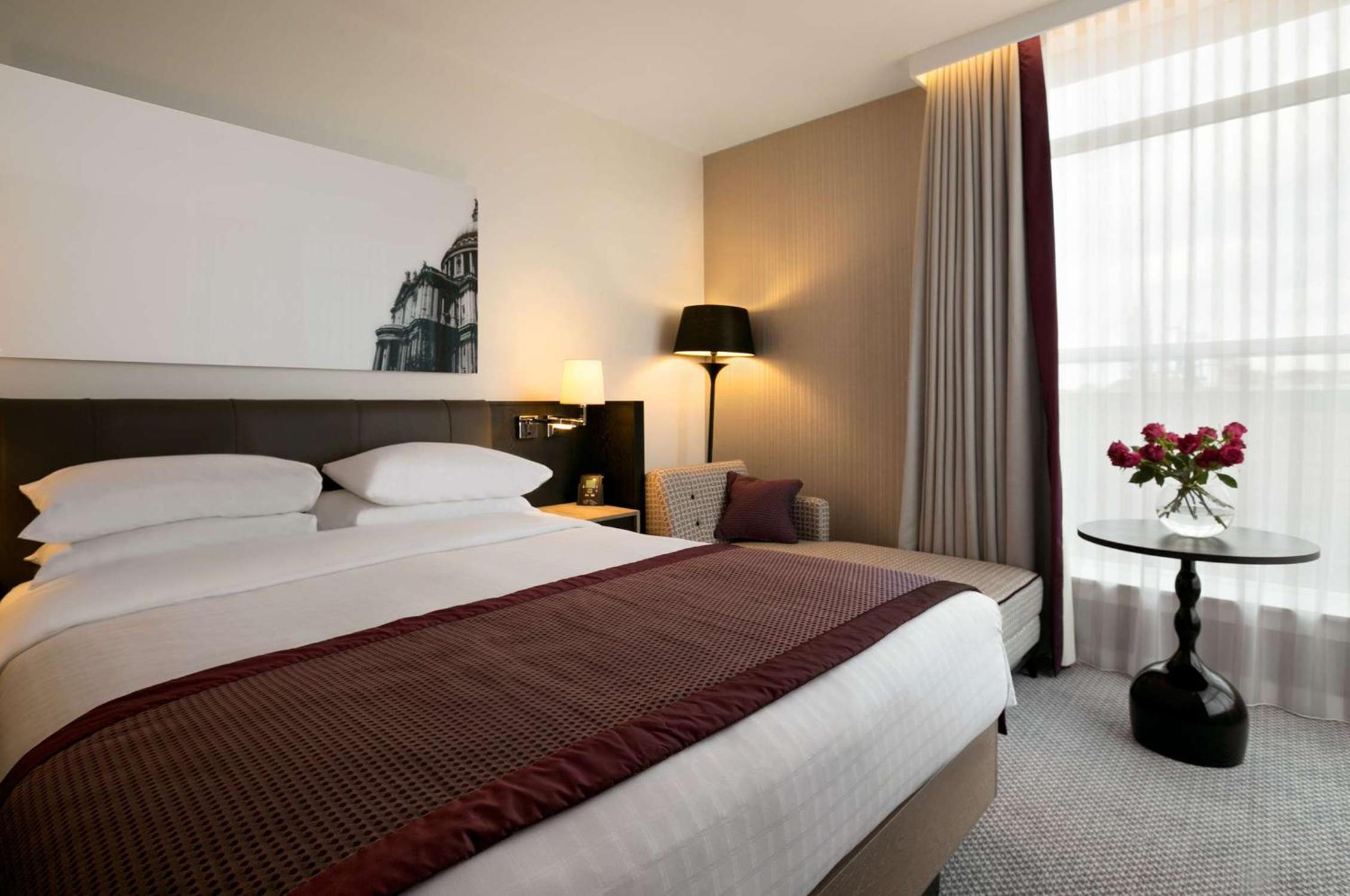Executive King Room - Lounge Access