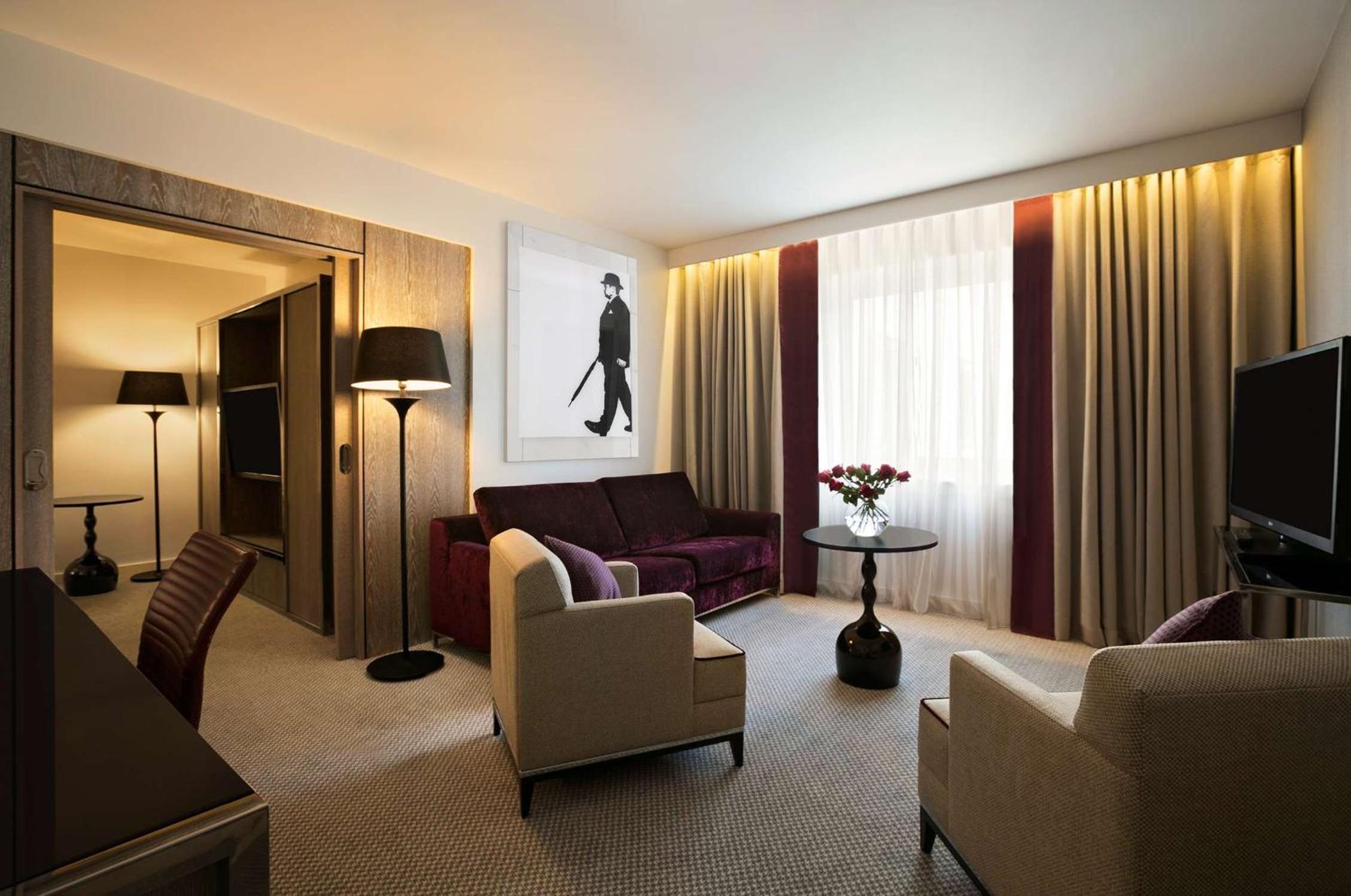 Executive King Suite with Lounge Access
