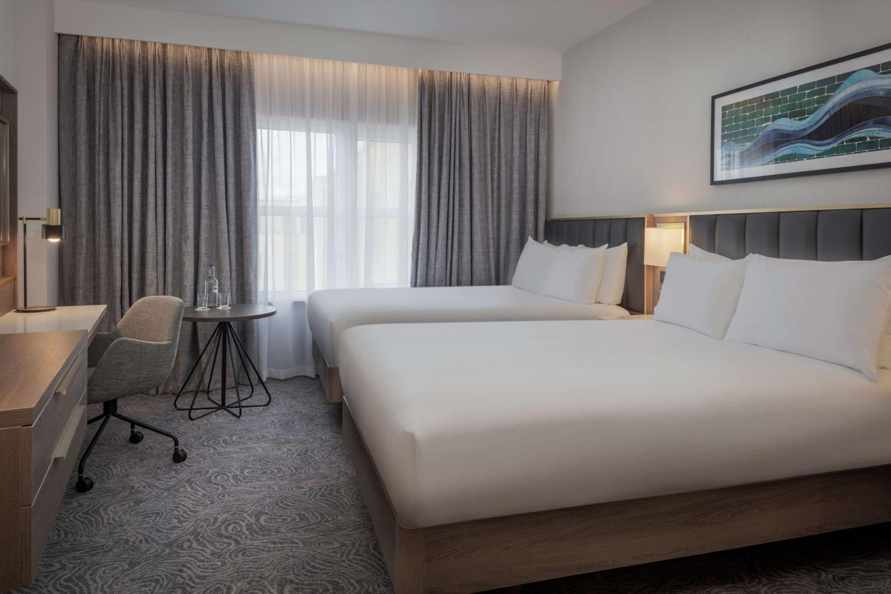 Deluxe Queen Room with Two Queen Beds