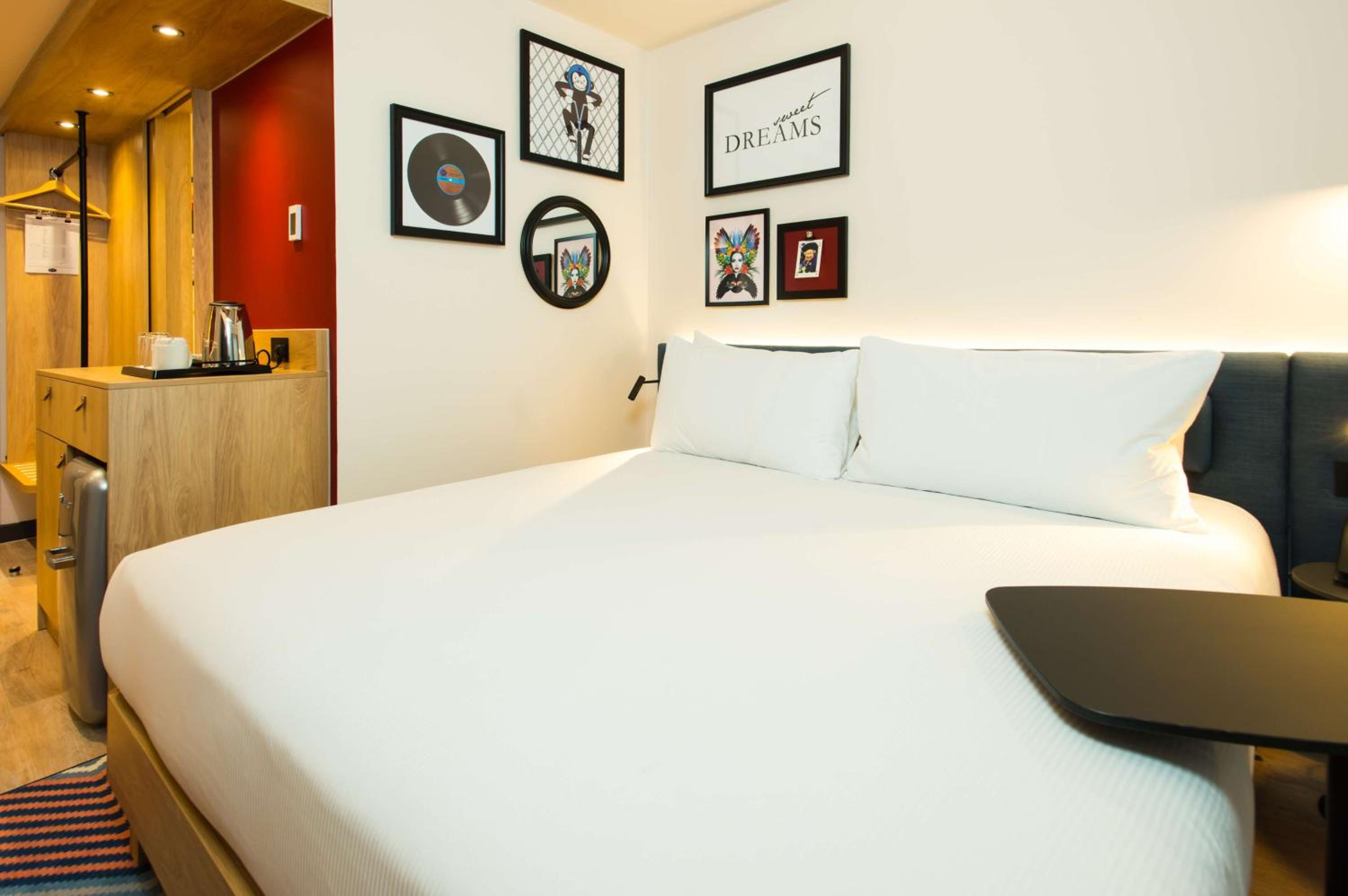 King Room