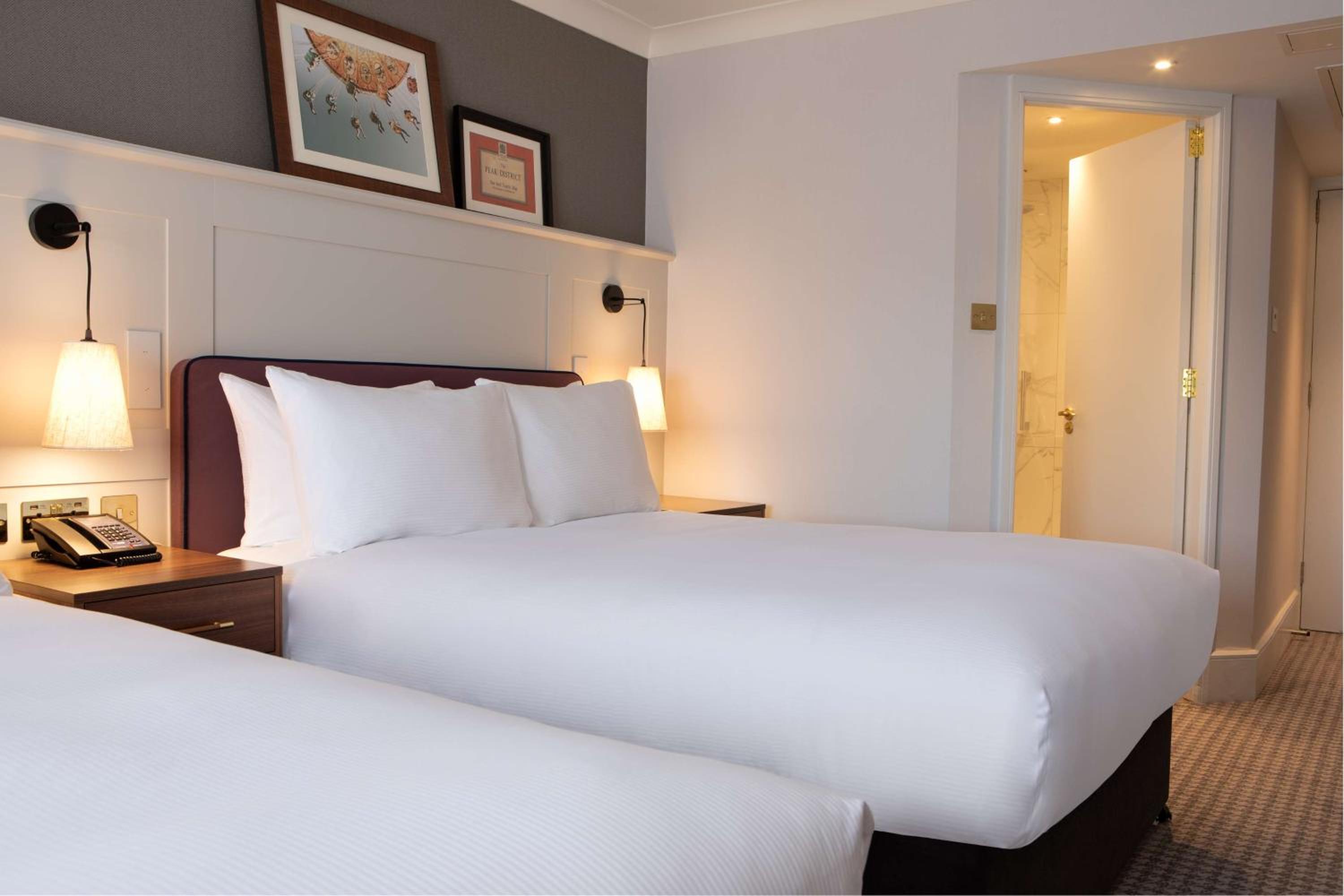 Family Guestroom With Two Queen Beds photo 3