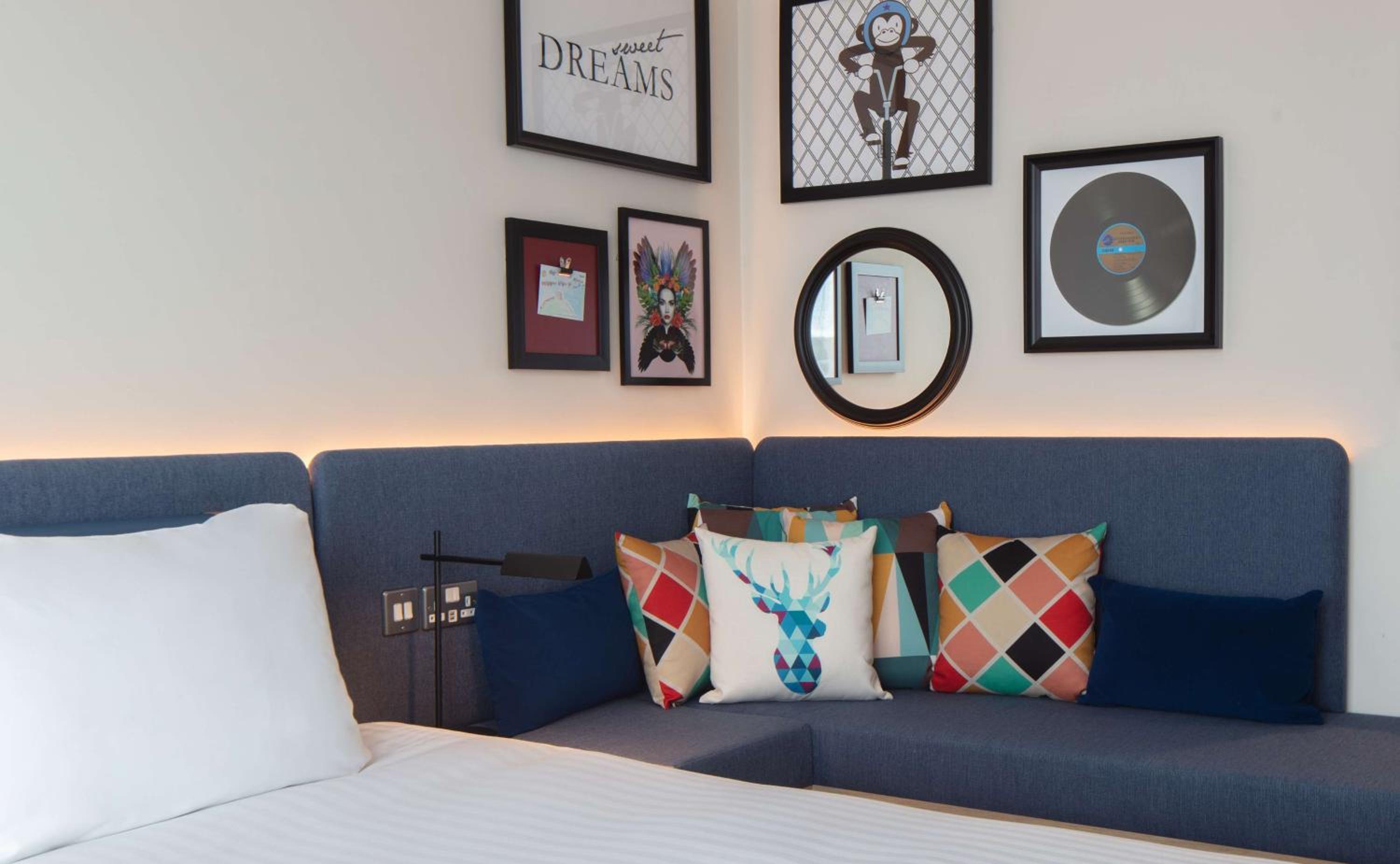 Queen Room - Photo 4