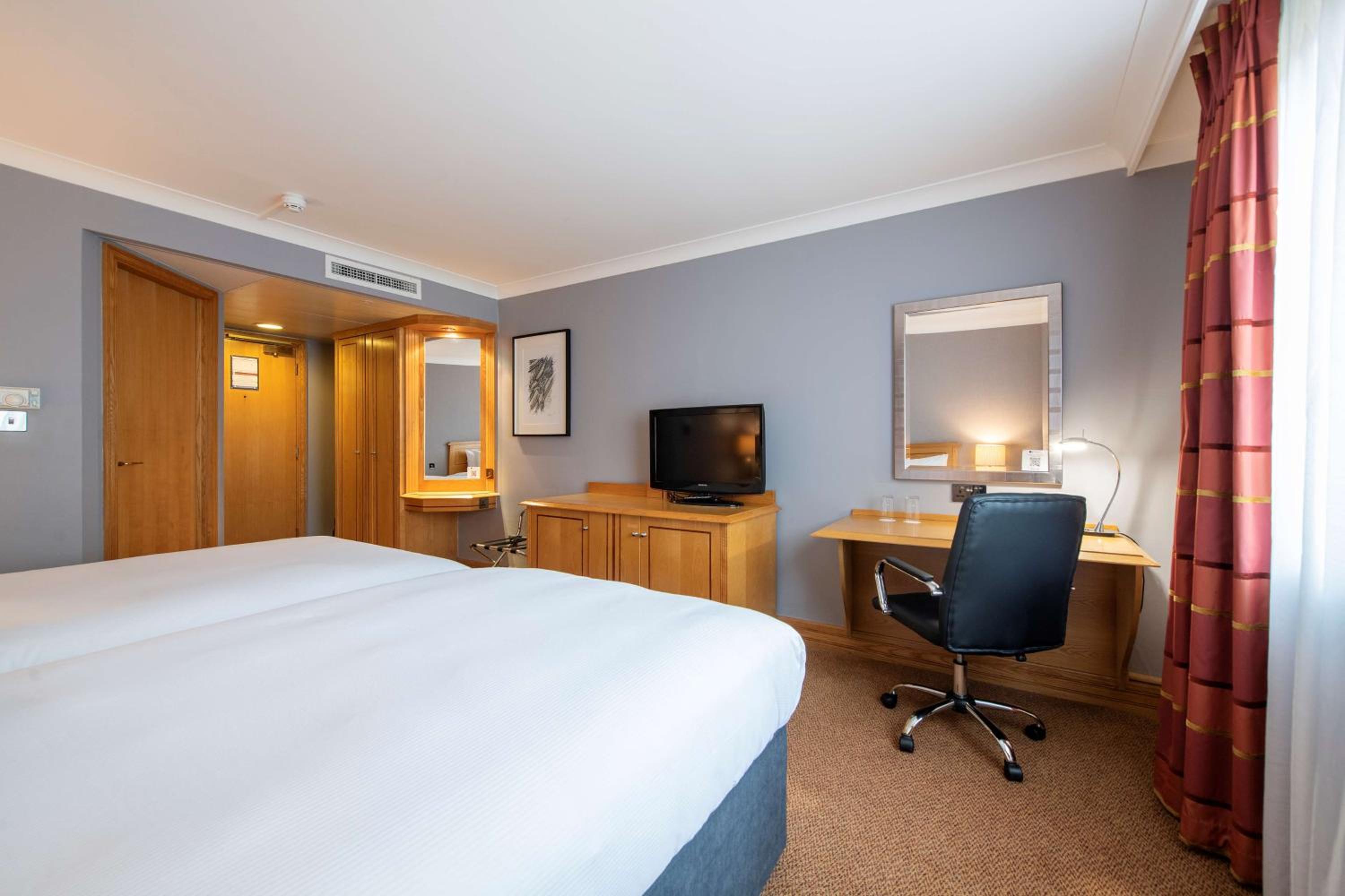 Twin Room - Photo 1