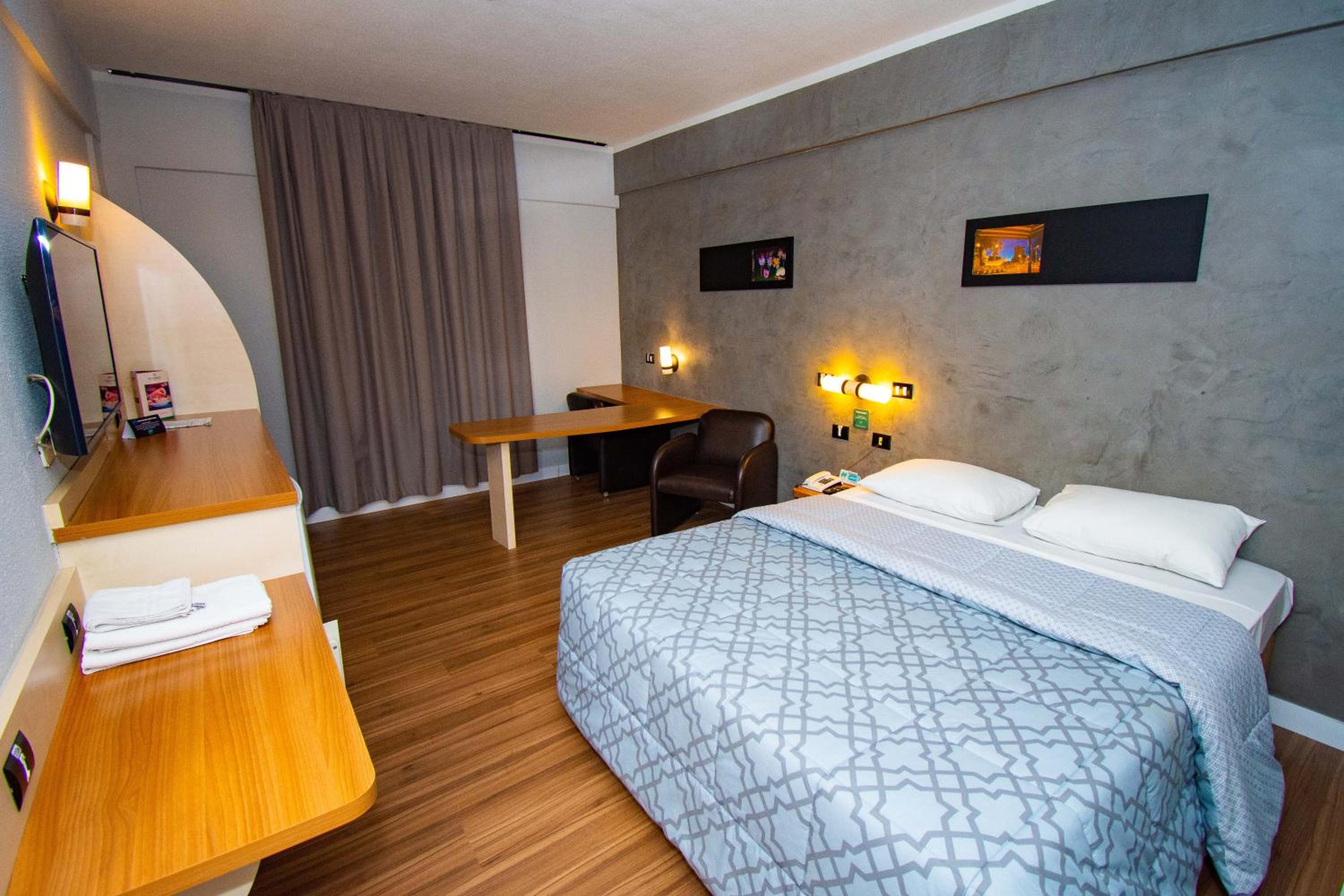 Double or Twin Room - Disability Access photo 1