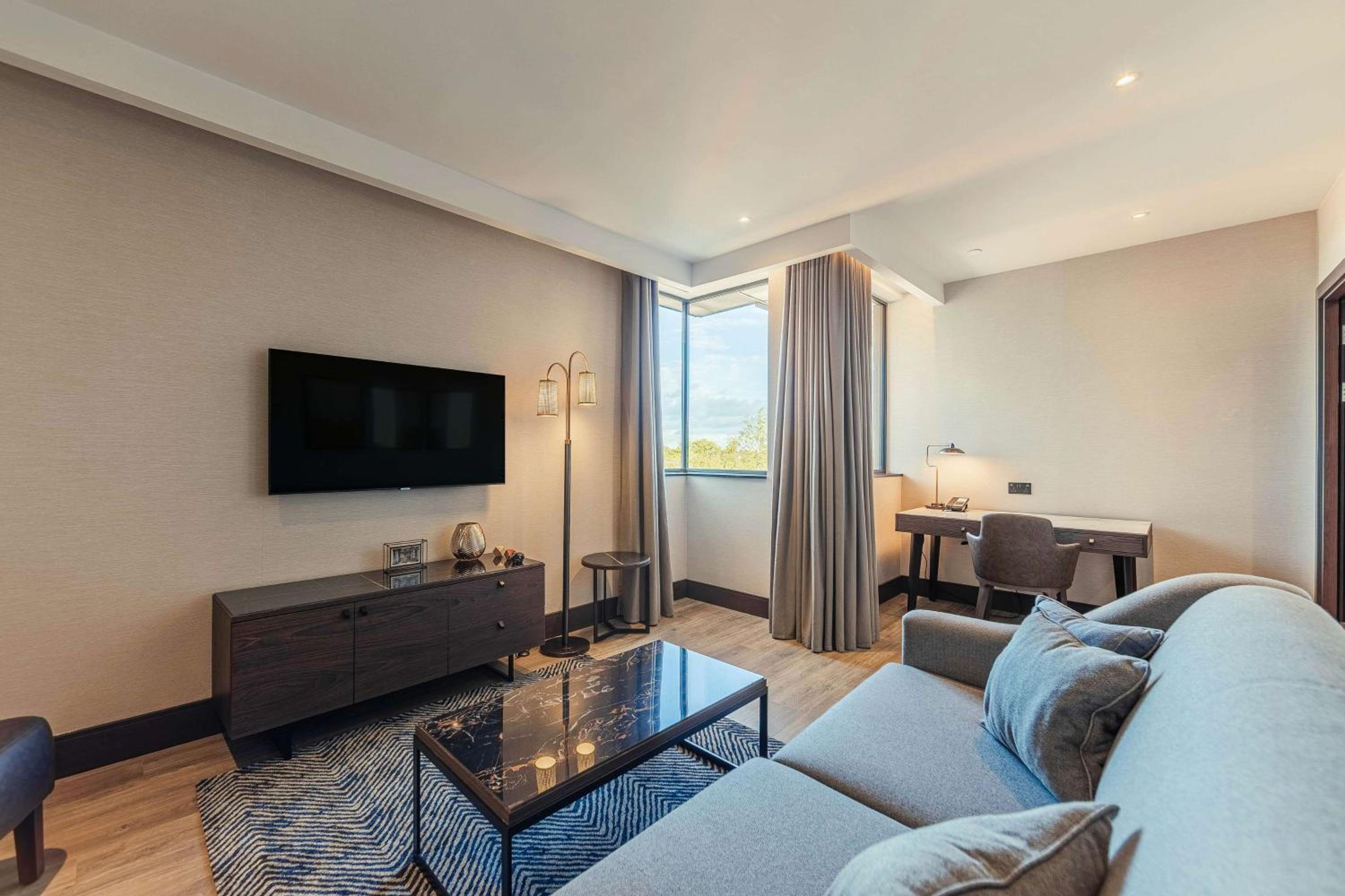 The Fellows Duplex Suite Apartment - Photo 3