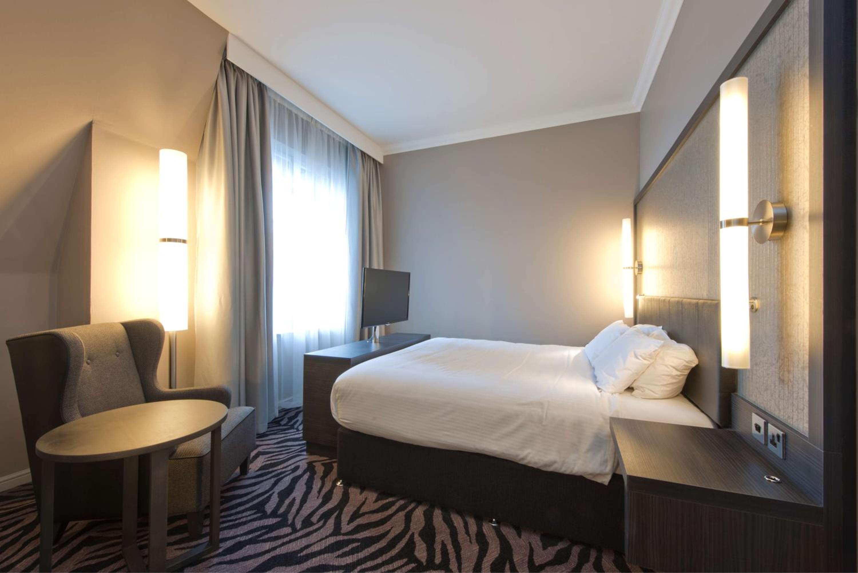 Double Guest Room