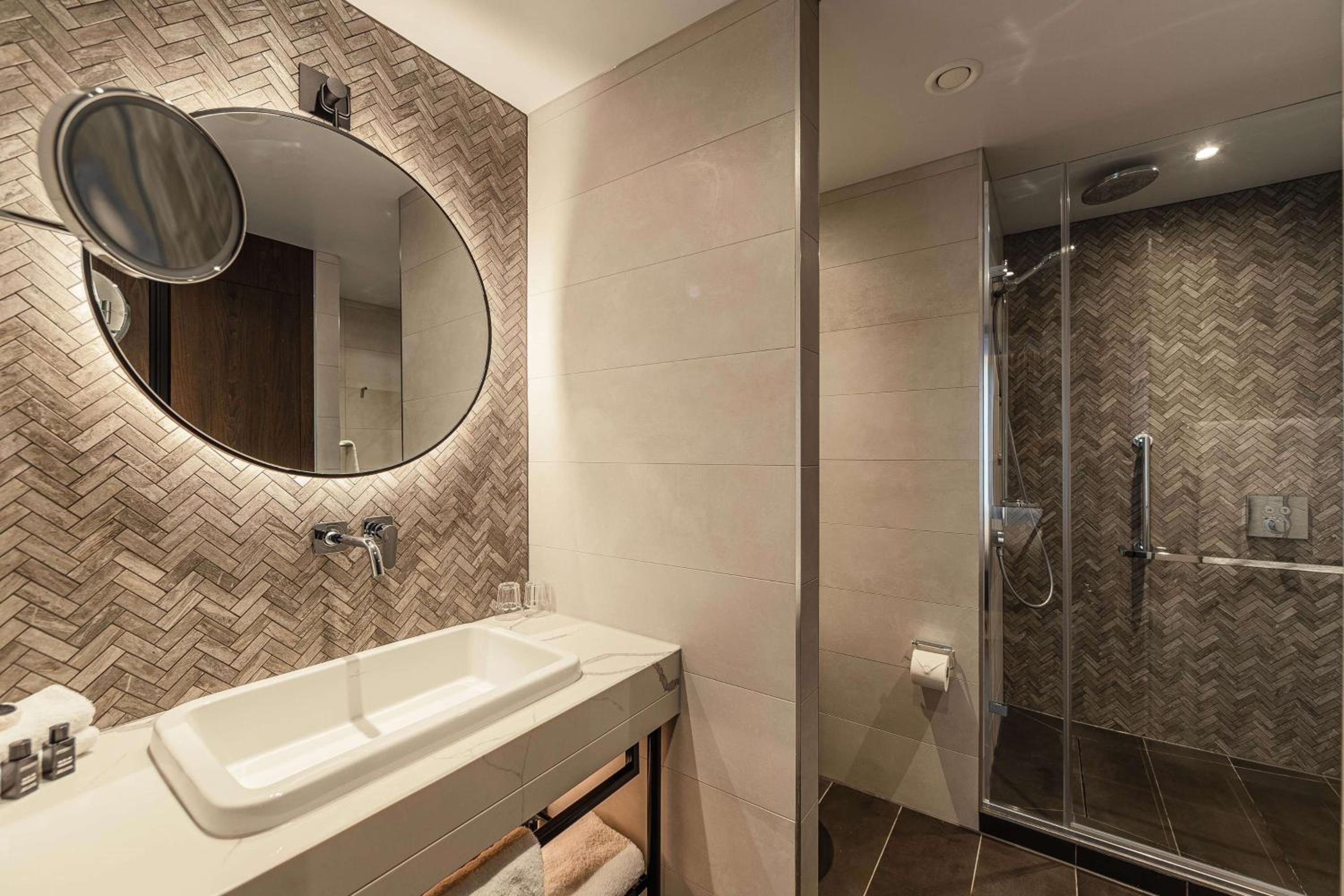 The Newton Superior Studio Suite - Photo 4