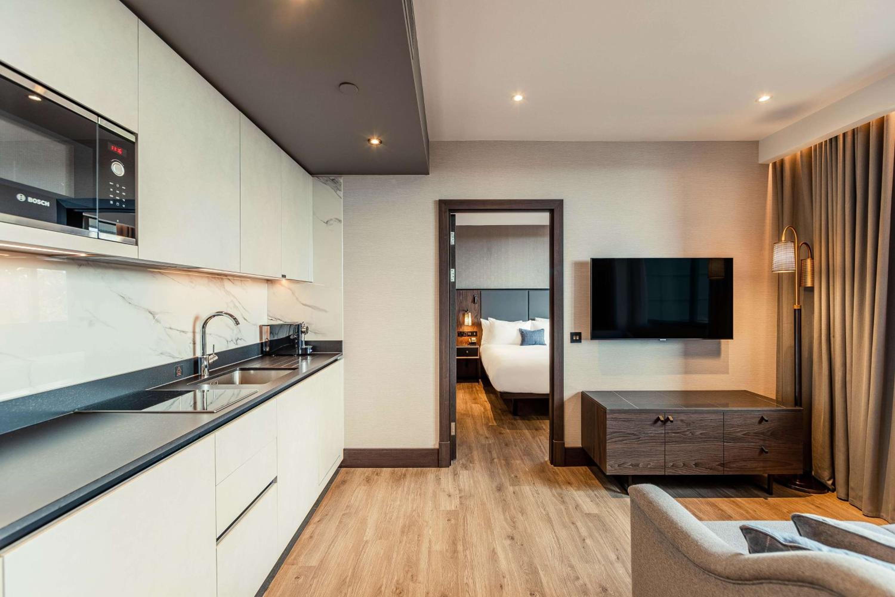 The Barton Apartment Suite - Photo 6