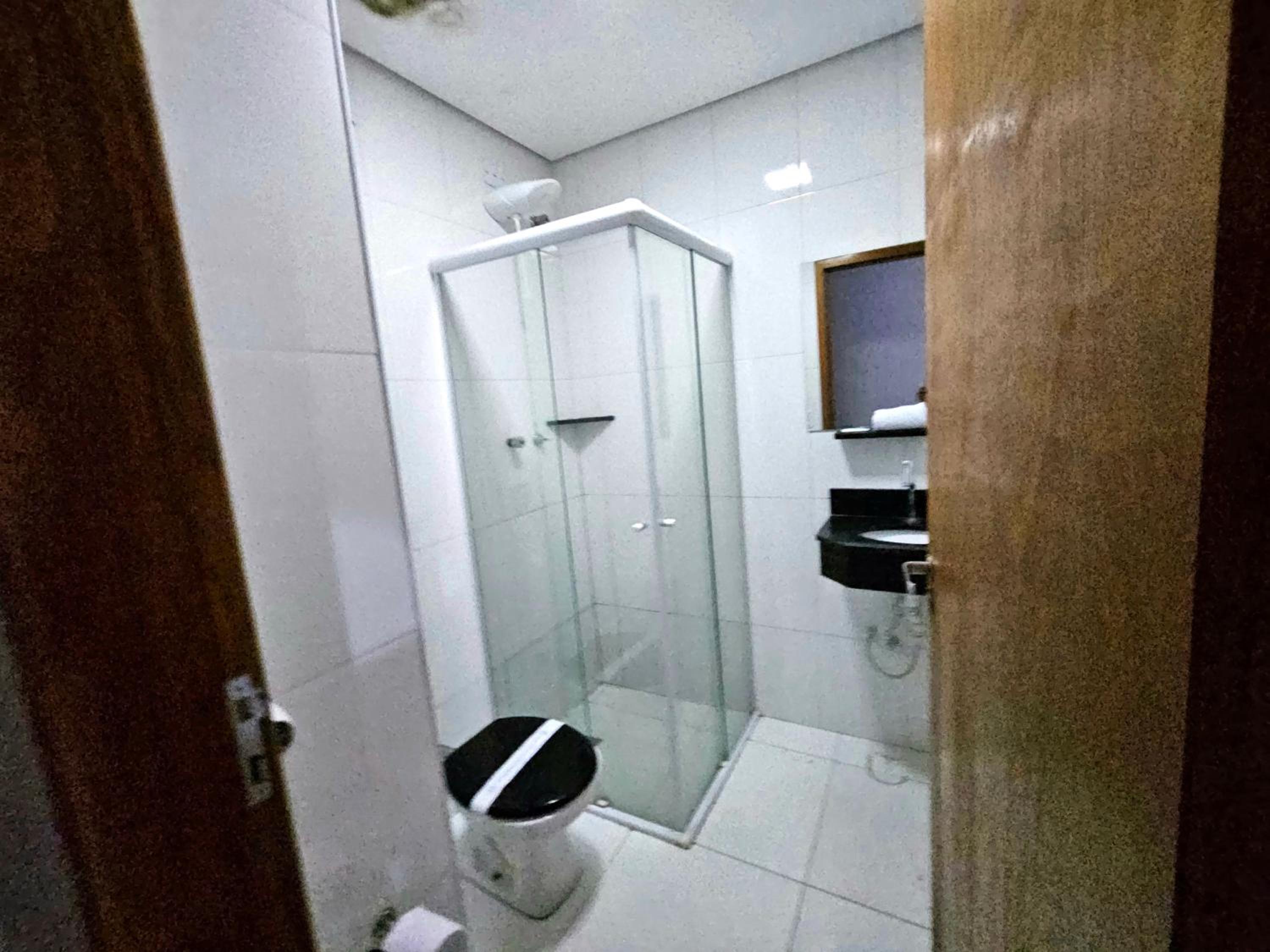Standard Double Room - Photo 4