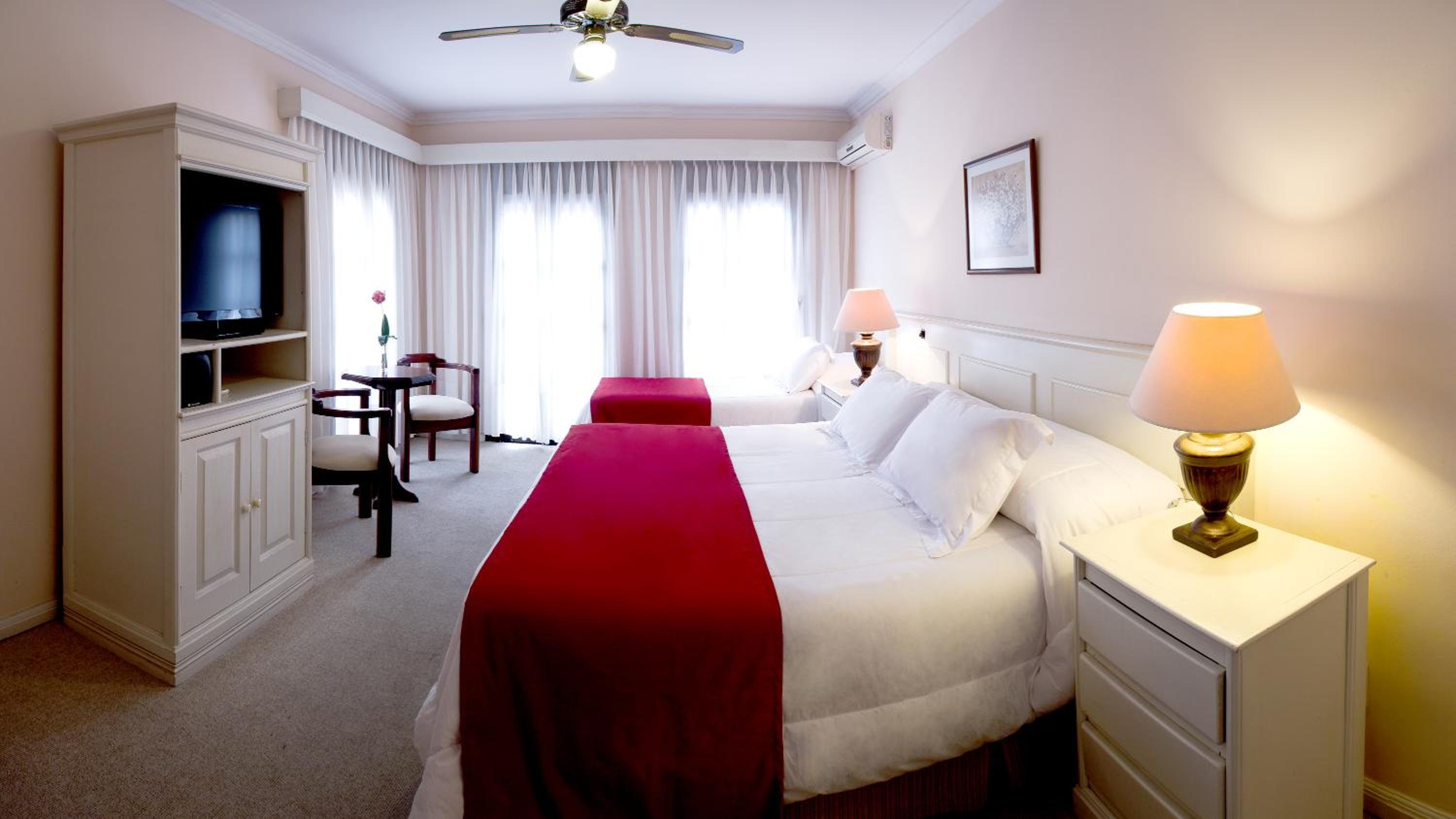 Family Suite (3 Adults) photo 3