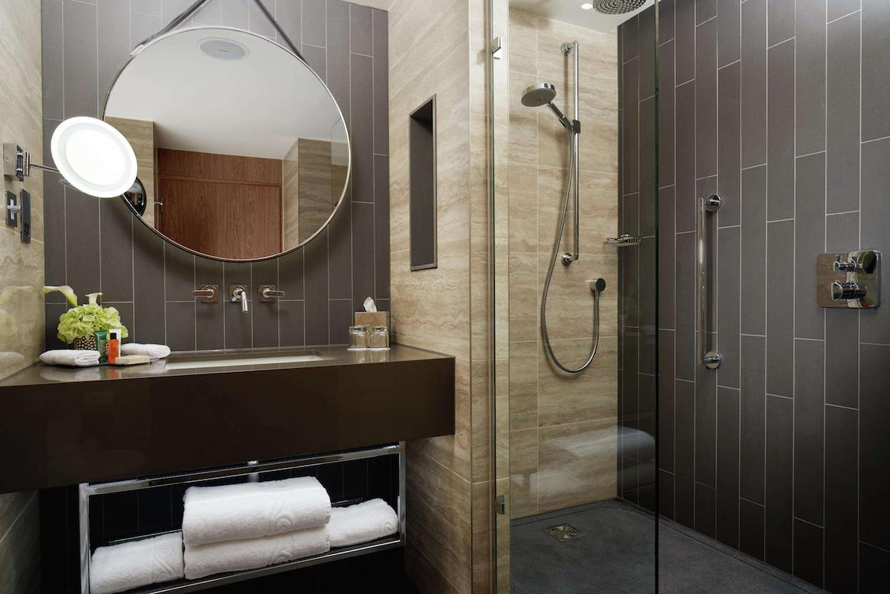 Family Twin Room