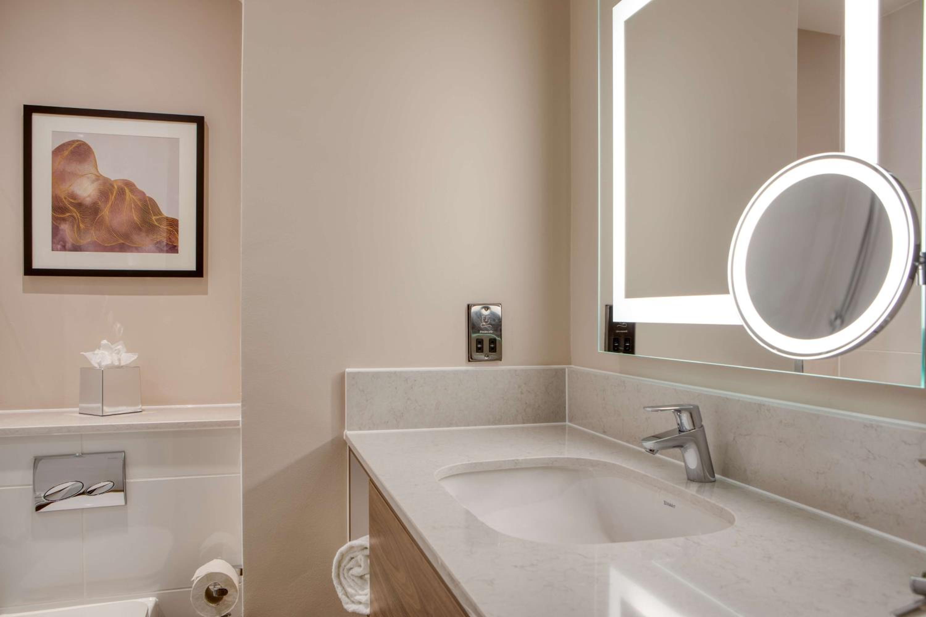 Queen Room - Photo 7