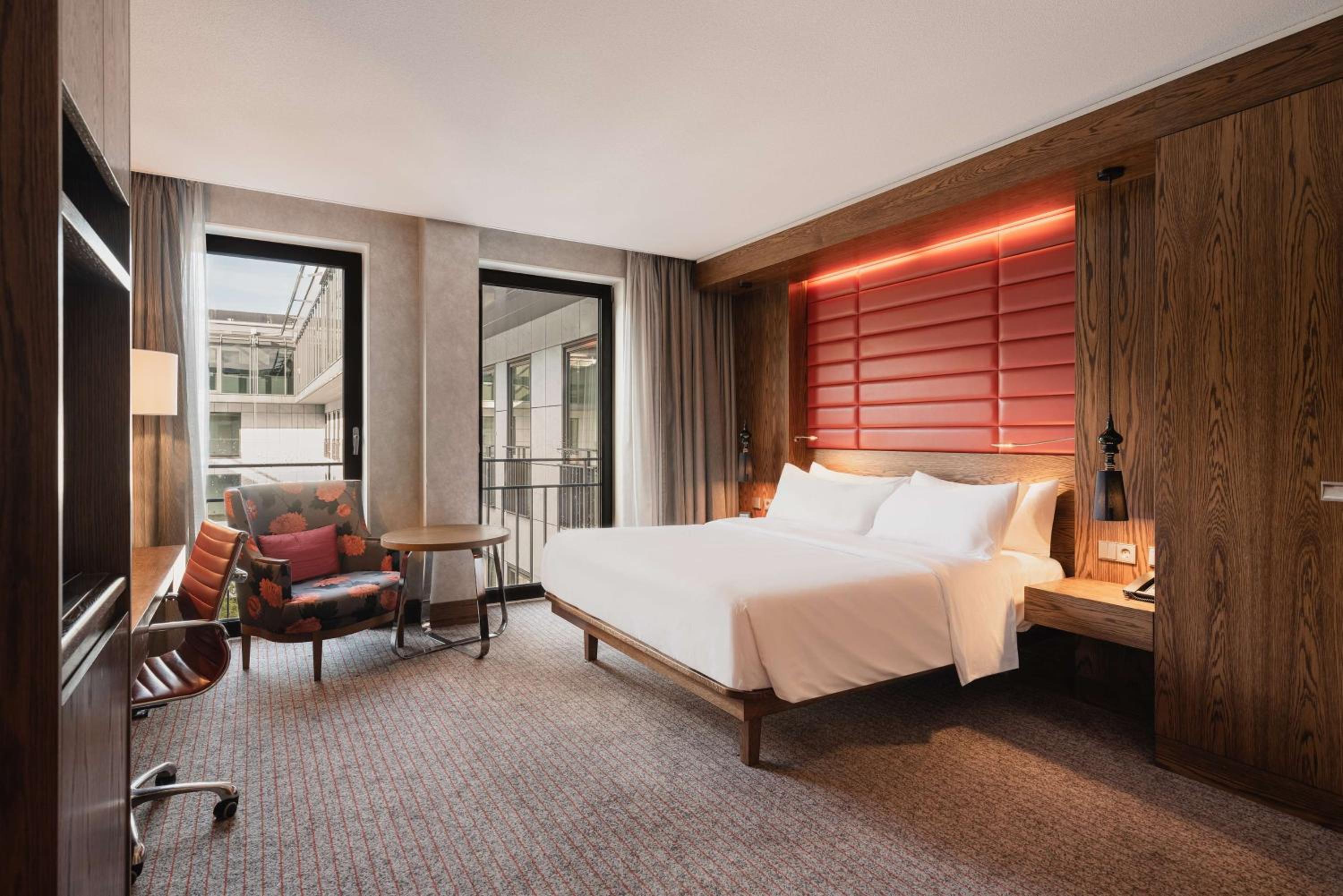 Executive King Room - Lounge Access