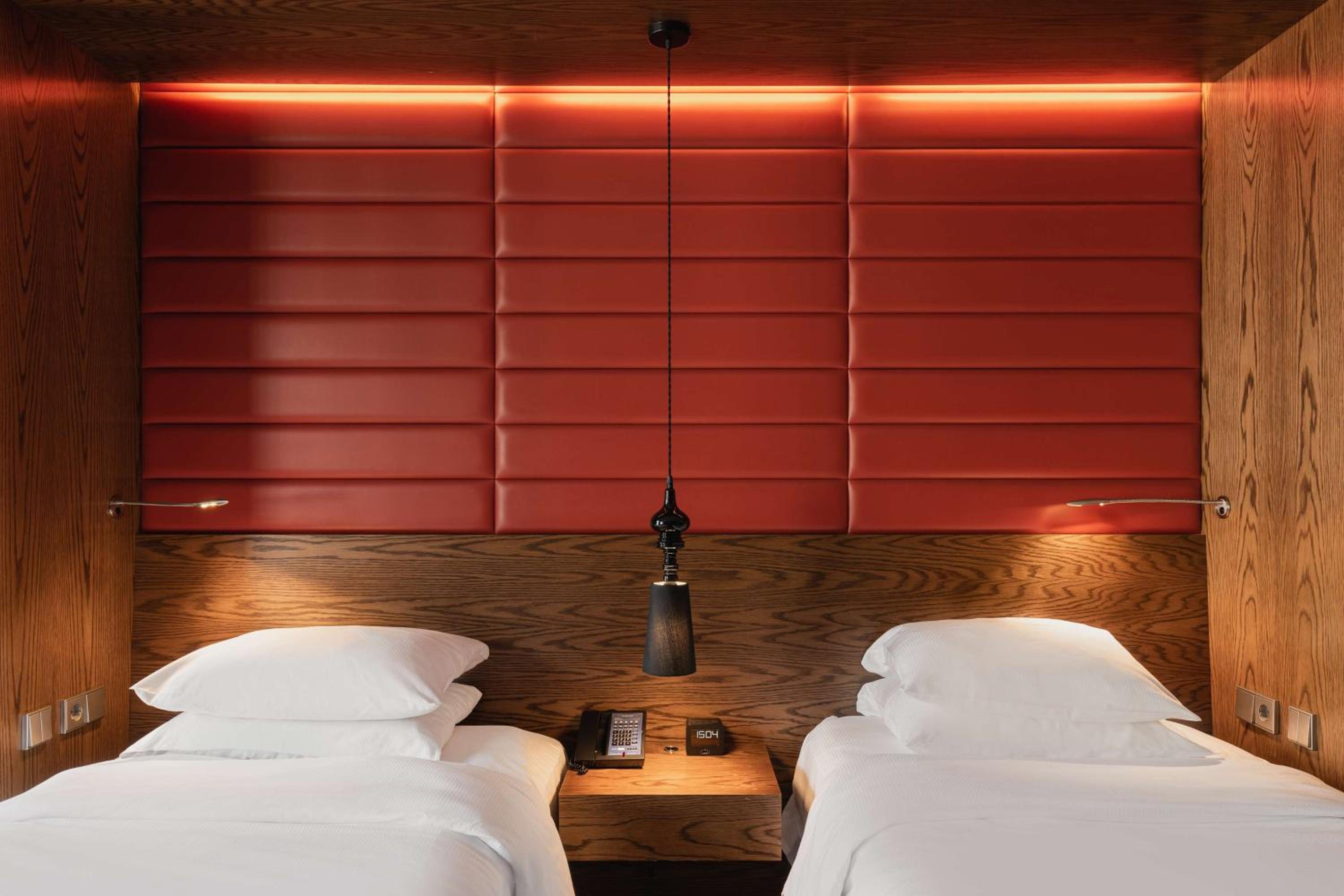 Executive Twin Room - Lounge Access