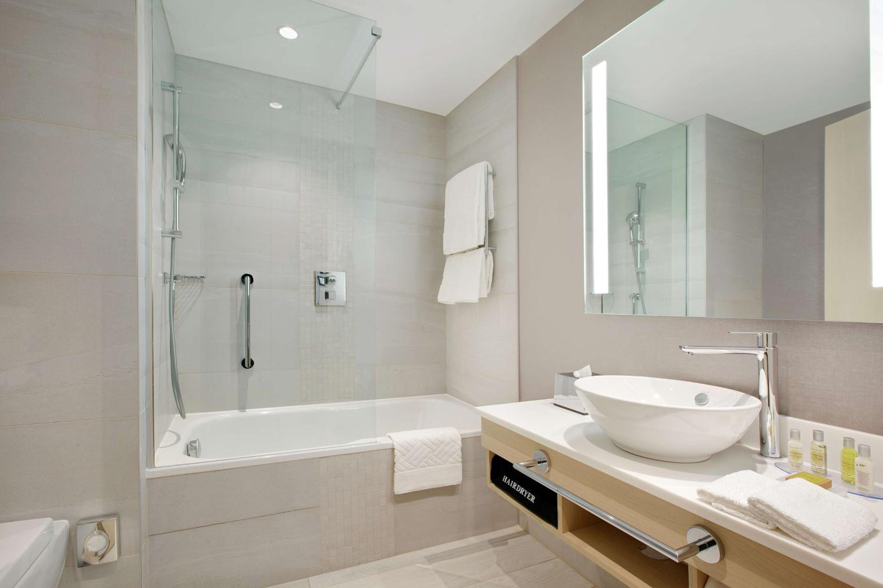 Twin Guest Room - Photo 5