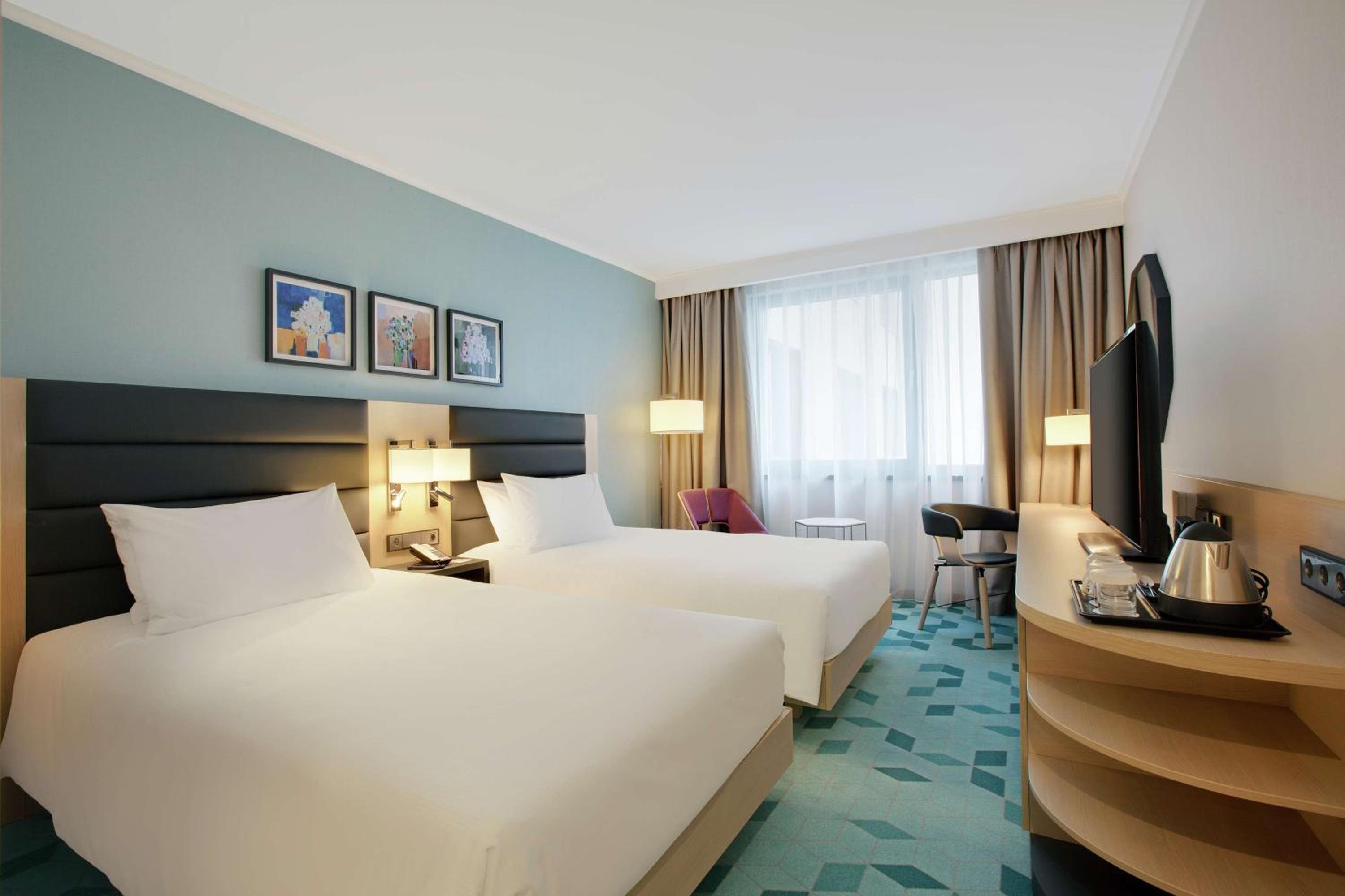 Twin Guest Room - Photo 4