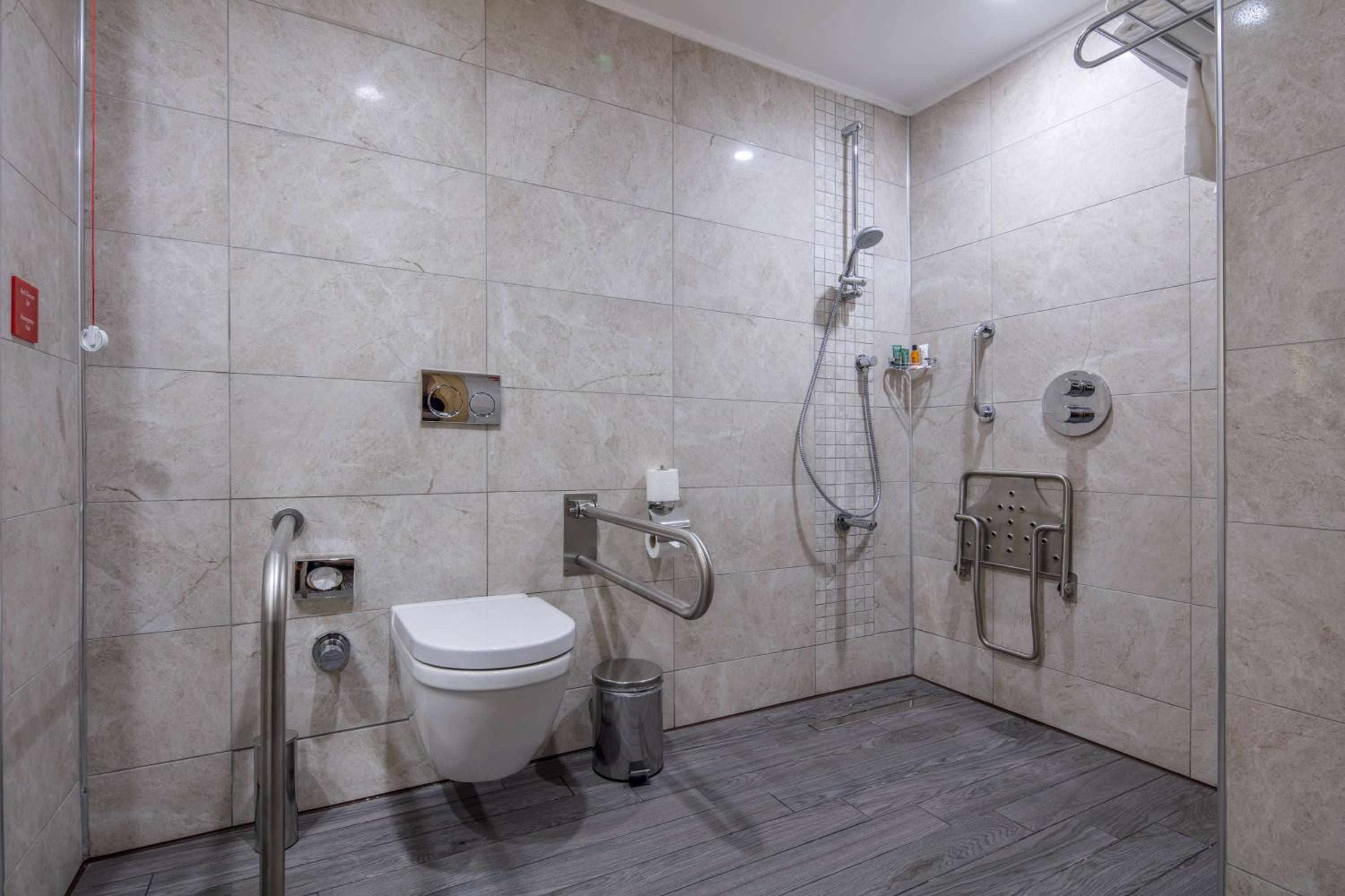 King Room - Mobility Accessible