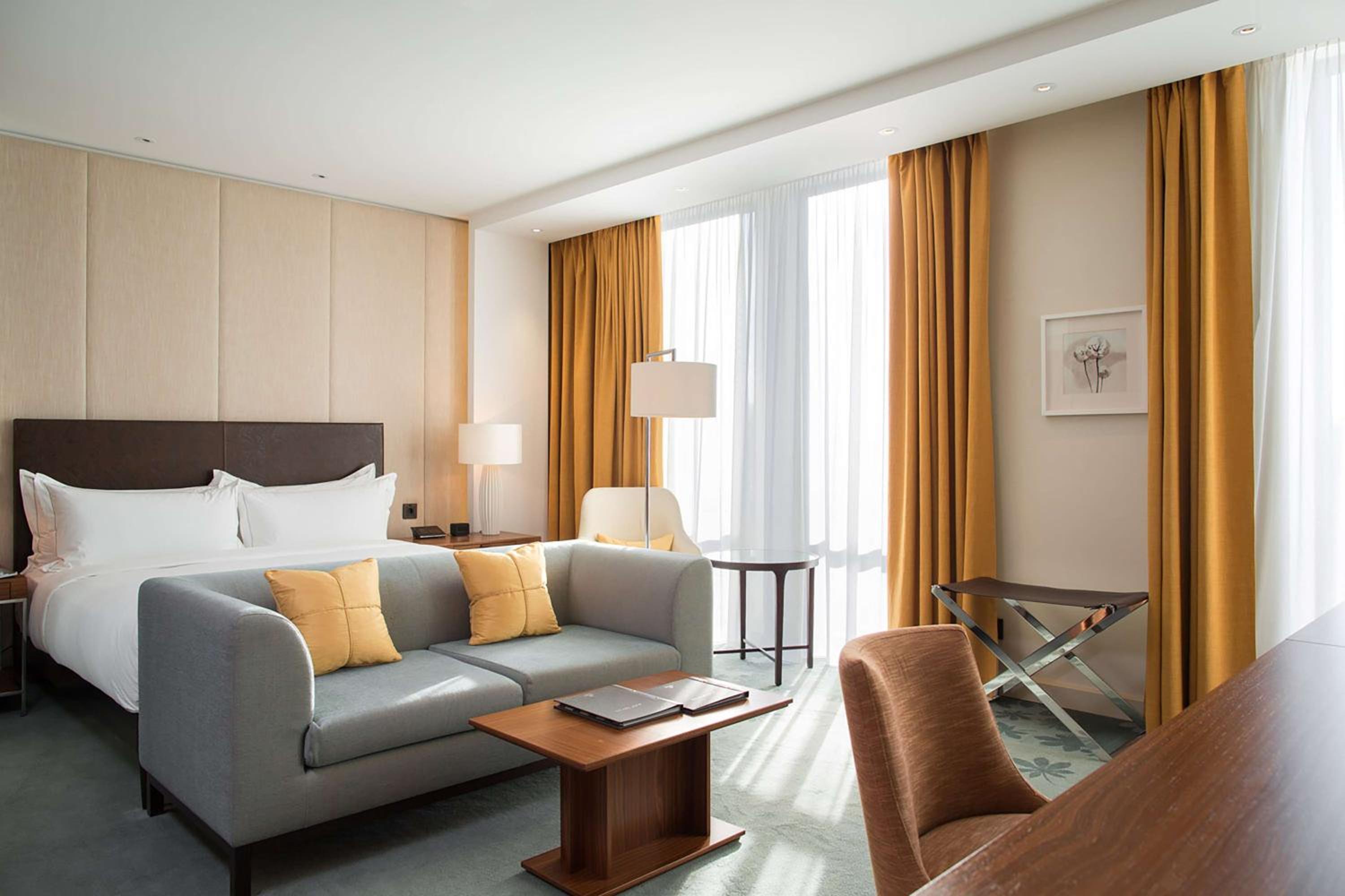 Executive Premium King Room with Lounge Access