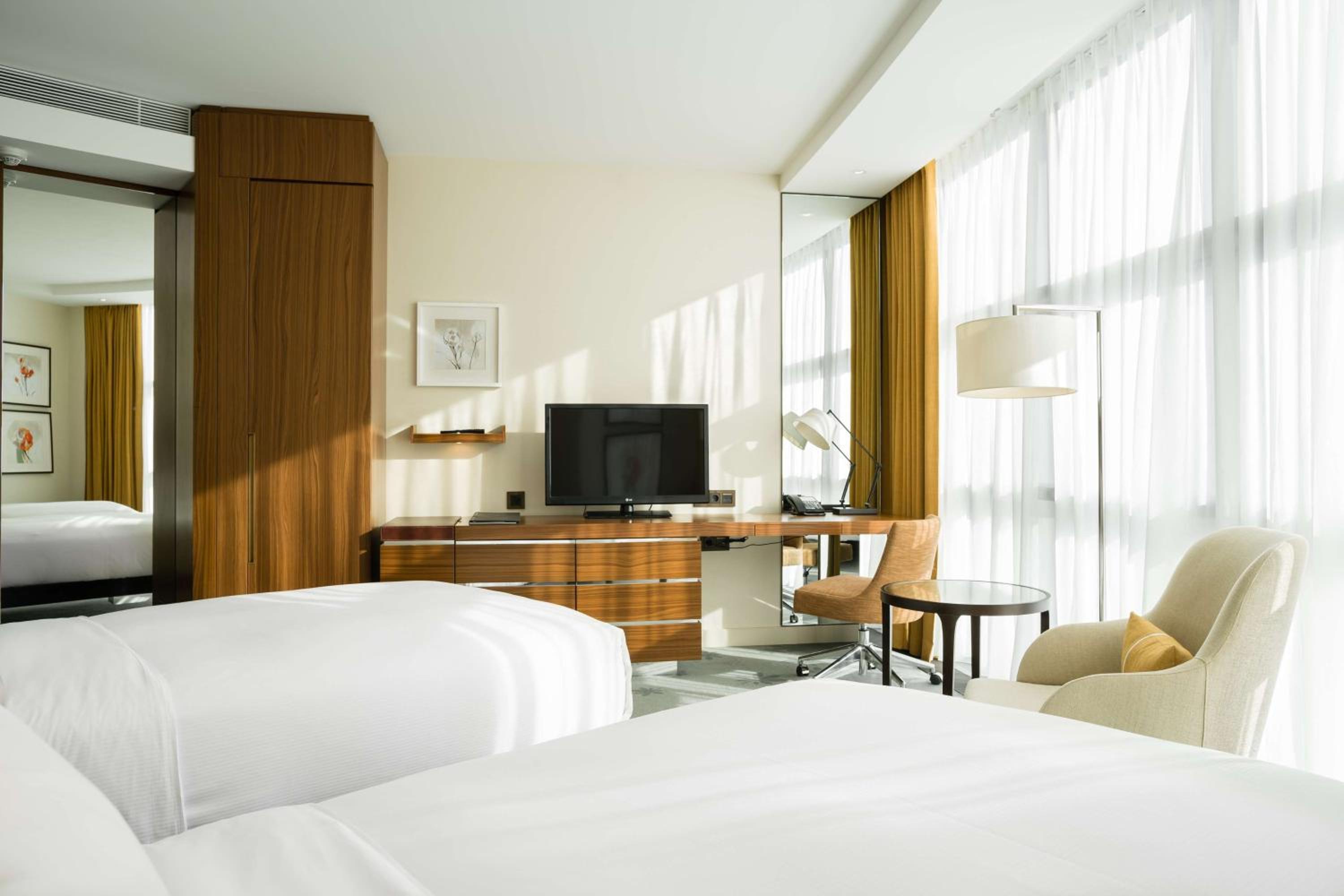 Family Connecting Rooms