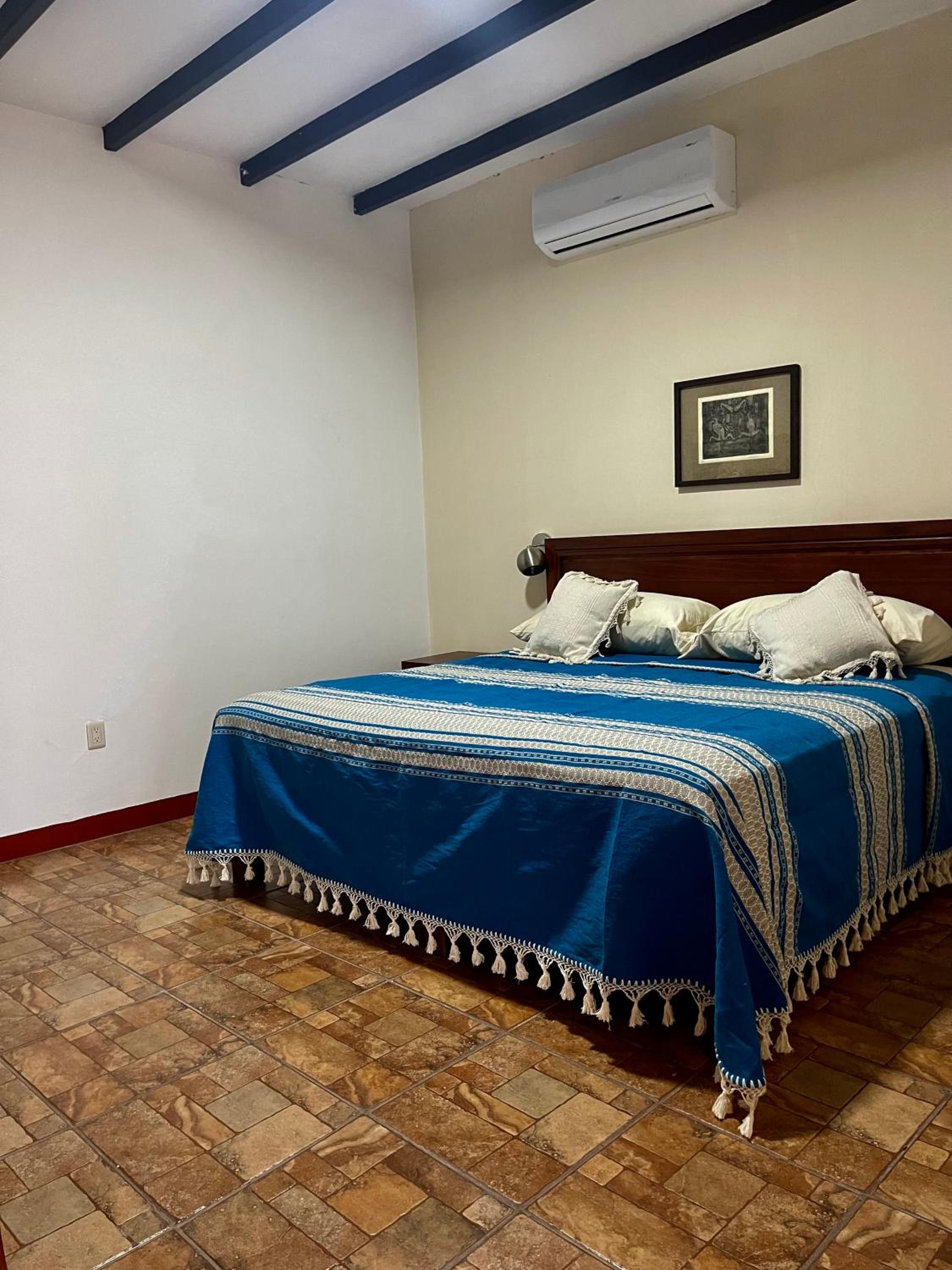 Deluxe Double or Twin Room photo 3