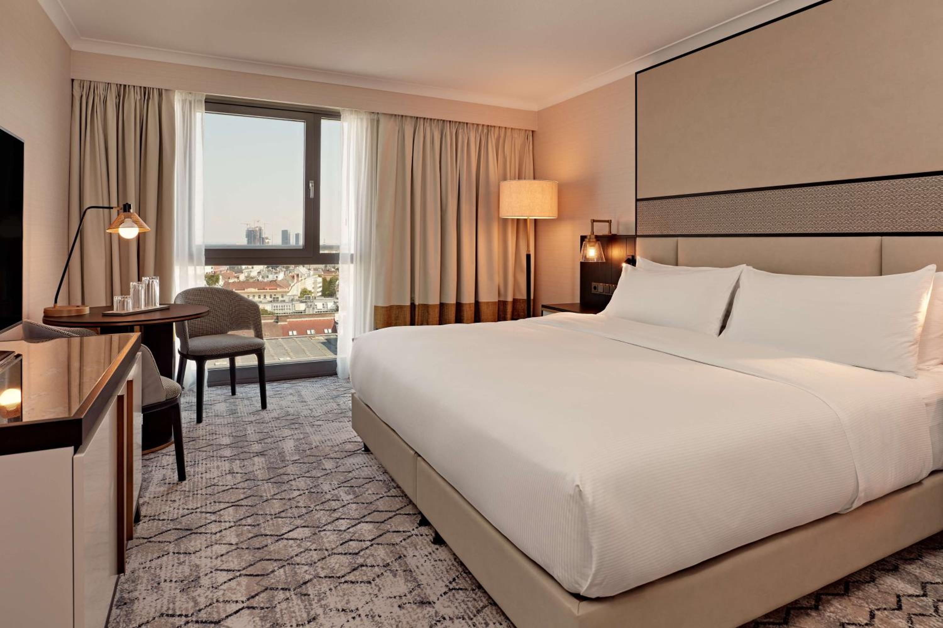 King Executive Room - Photo 2