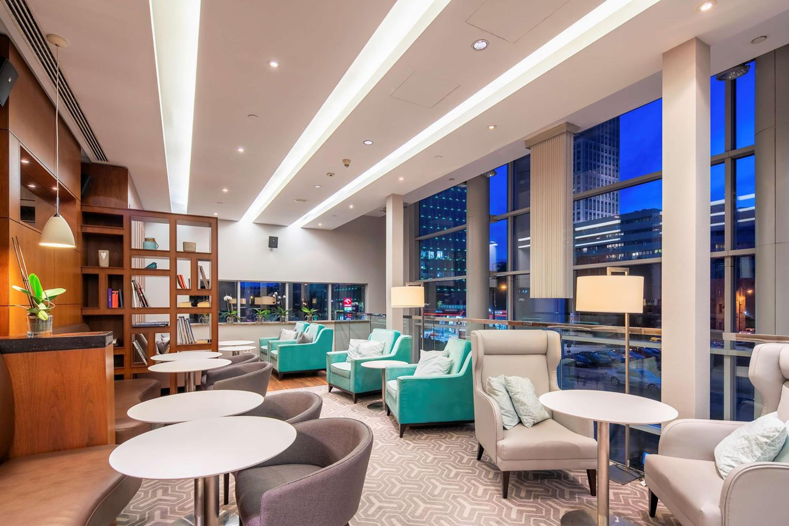 Executive King Room - Photo 7