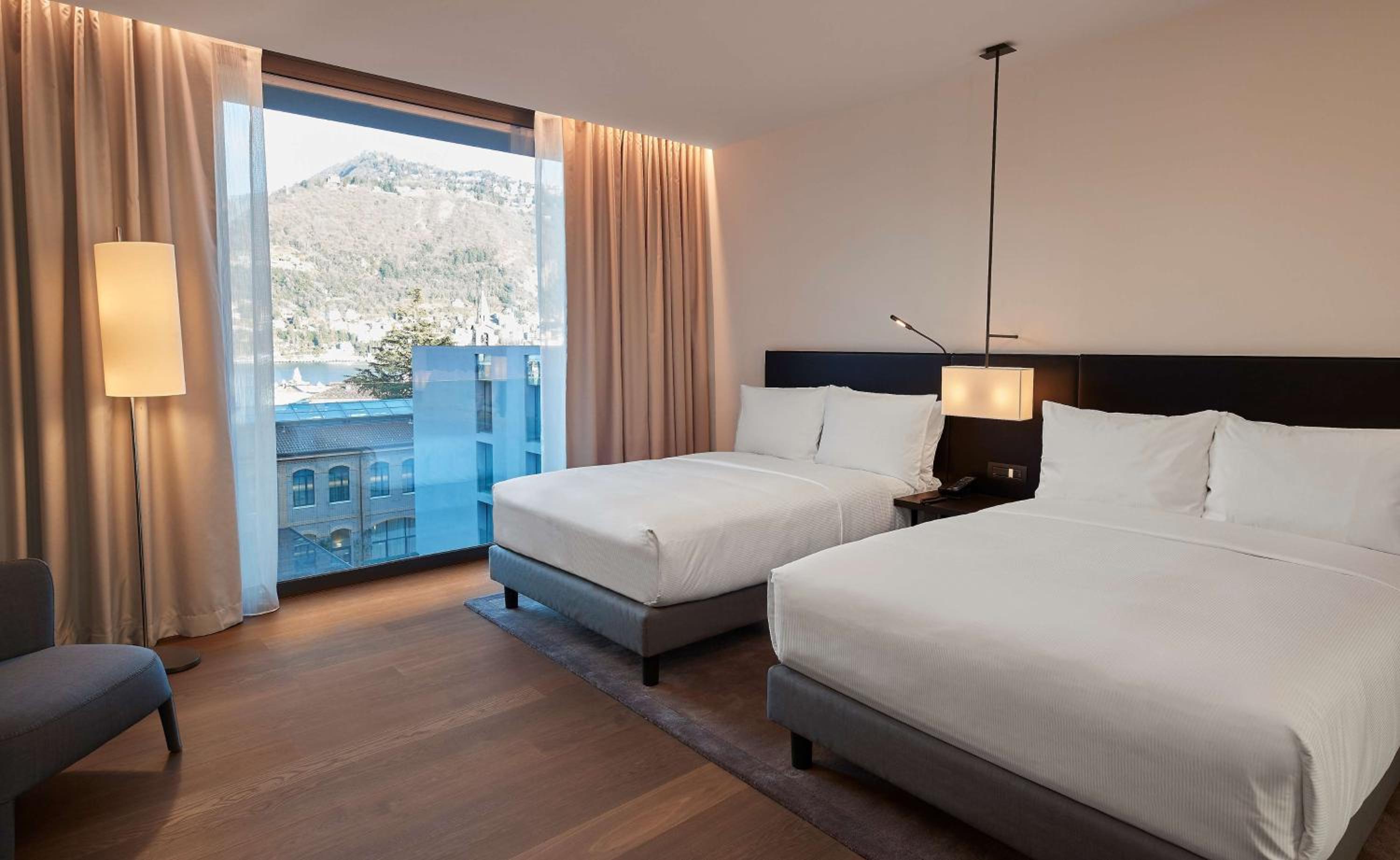Premium Twin Room With Lake View